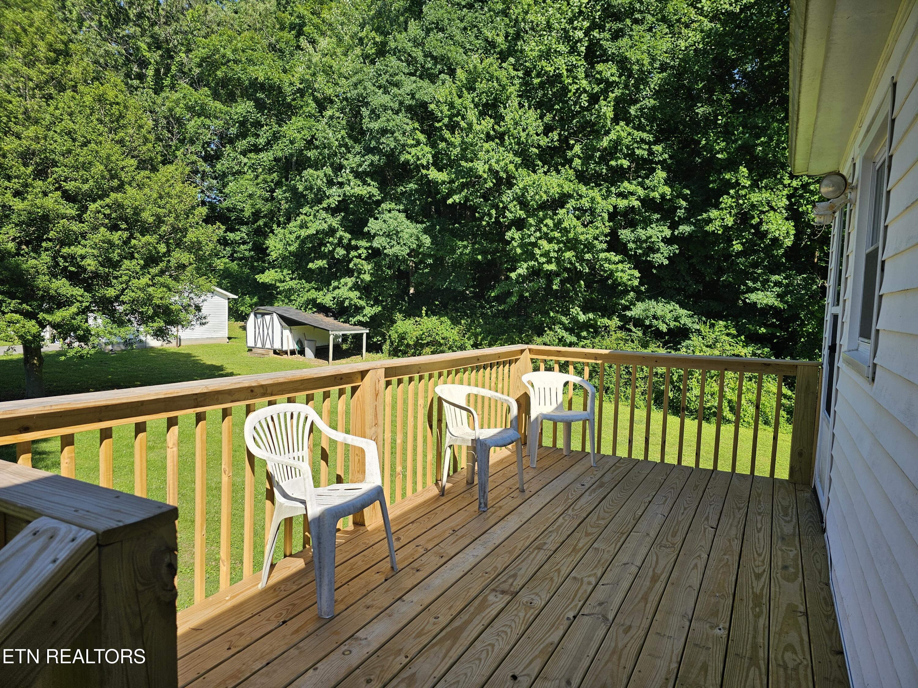 1345 Blockhouse Valley Road Clinton TN 37716