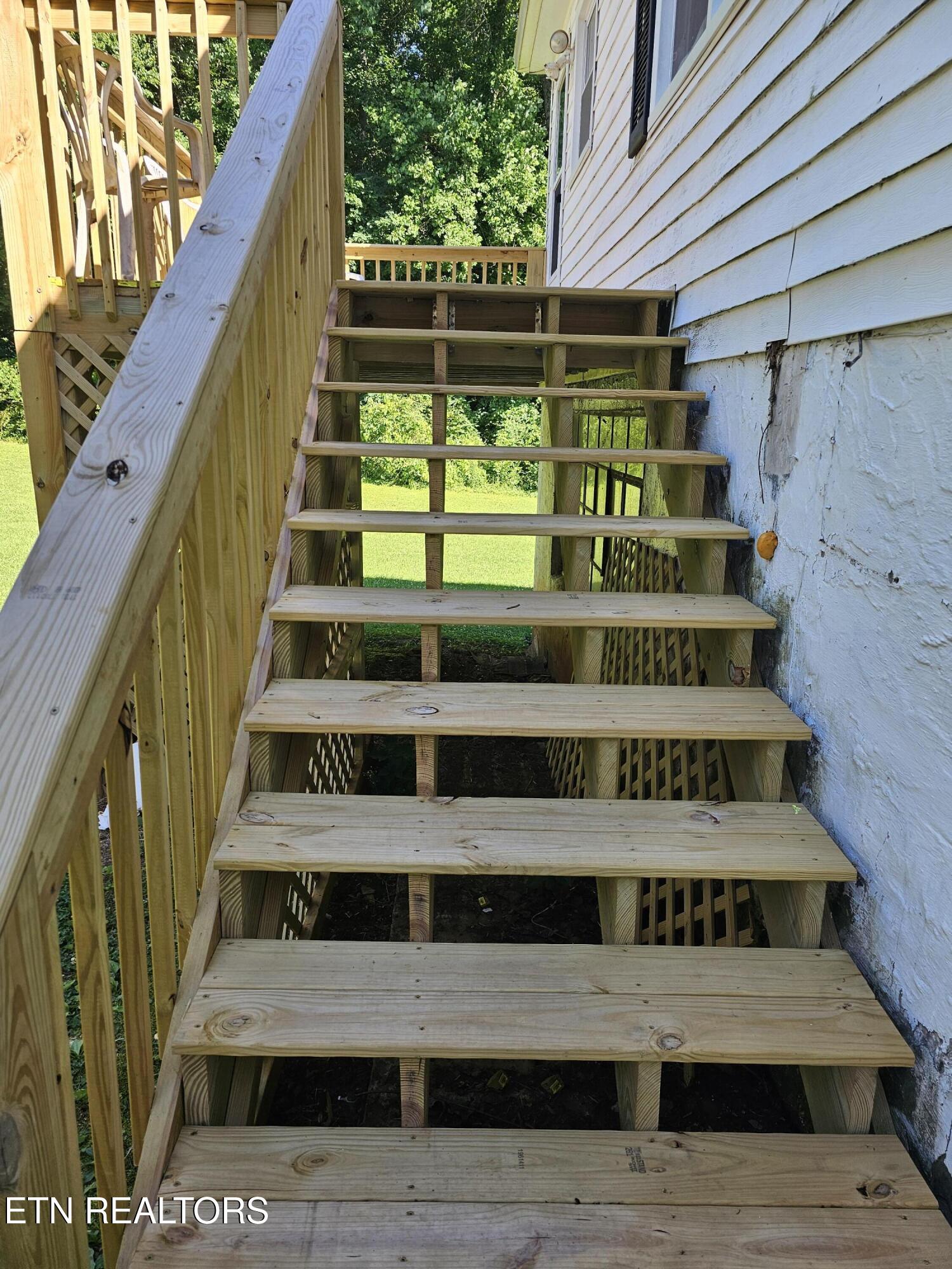 1345 Blockhouse Valley Road Clinton TN 37716