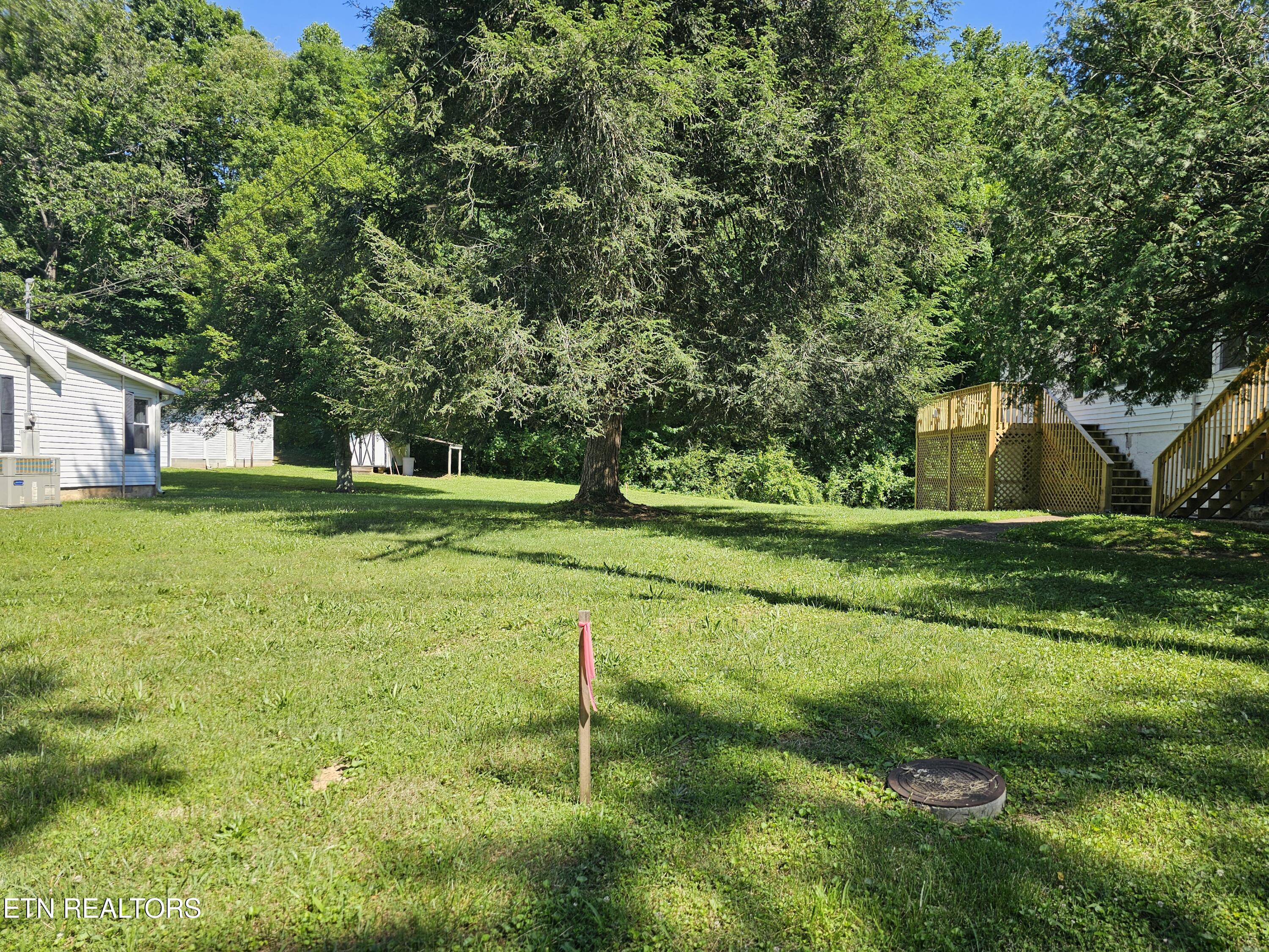 1345 Blockhouse Valley Road Clinton TN 37716