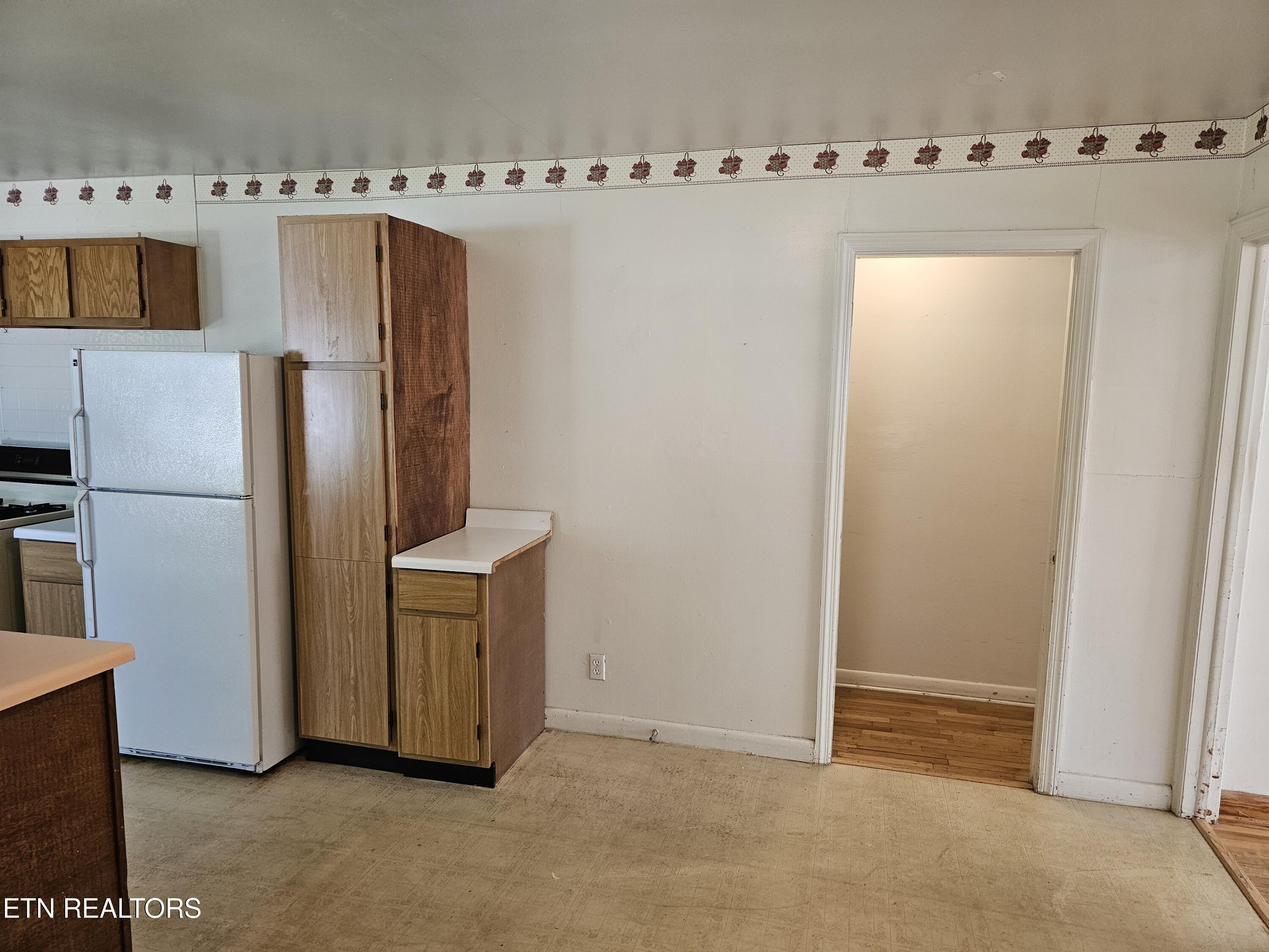 1345 Blockhouse Valley Road Clinton TN 37716