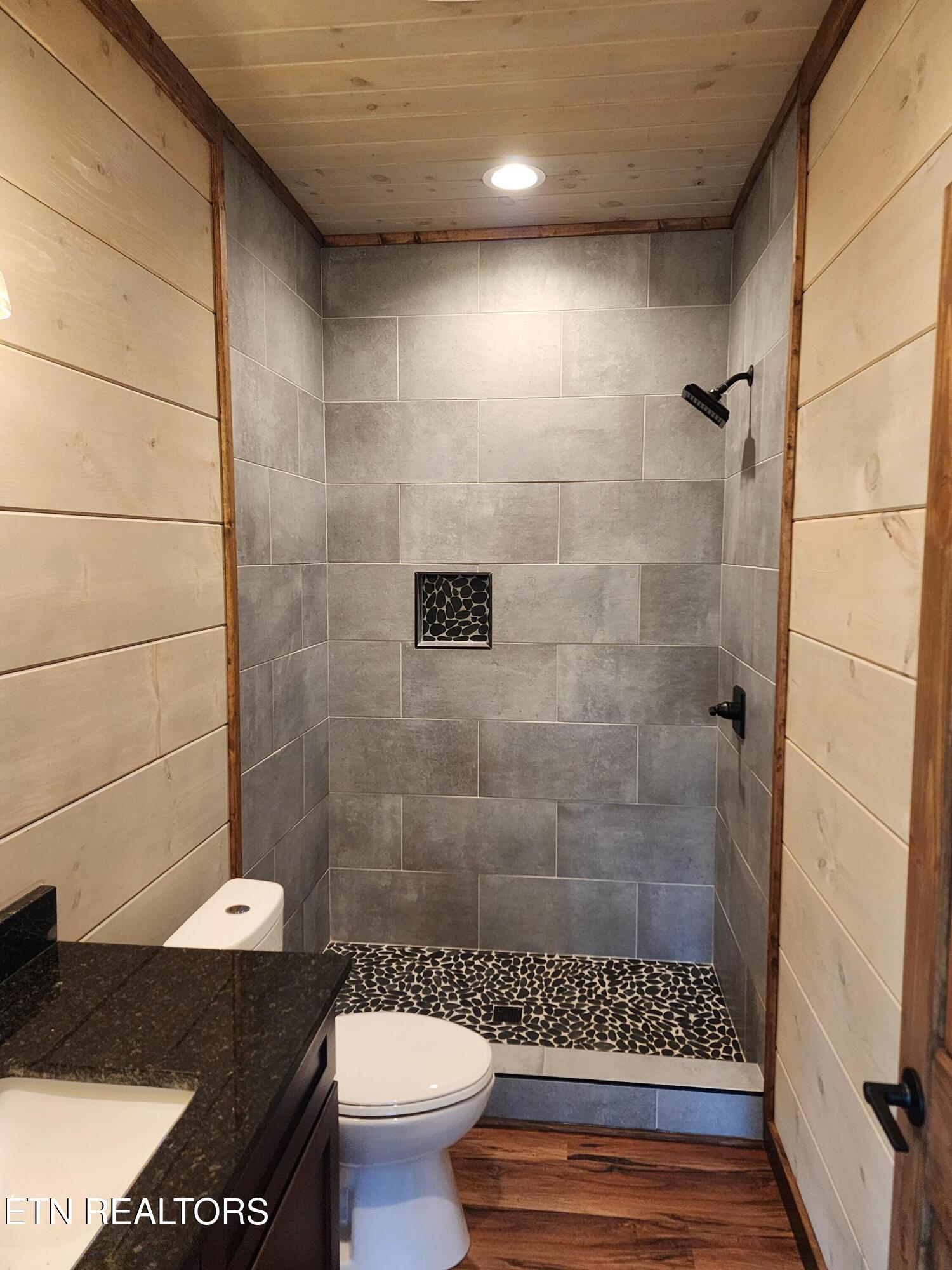 2733 Dogwood Loop Drive Sevierville TN 37876