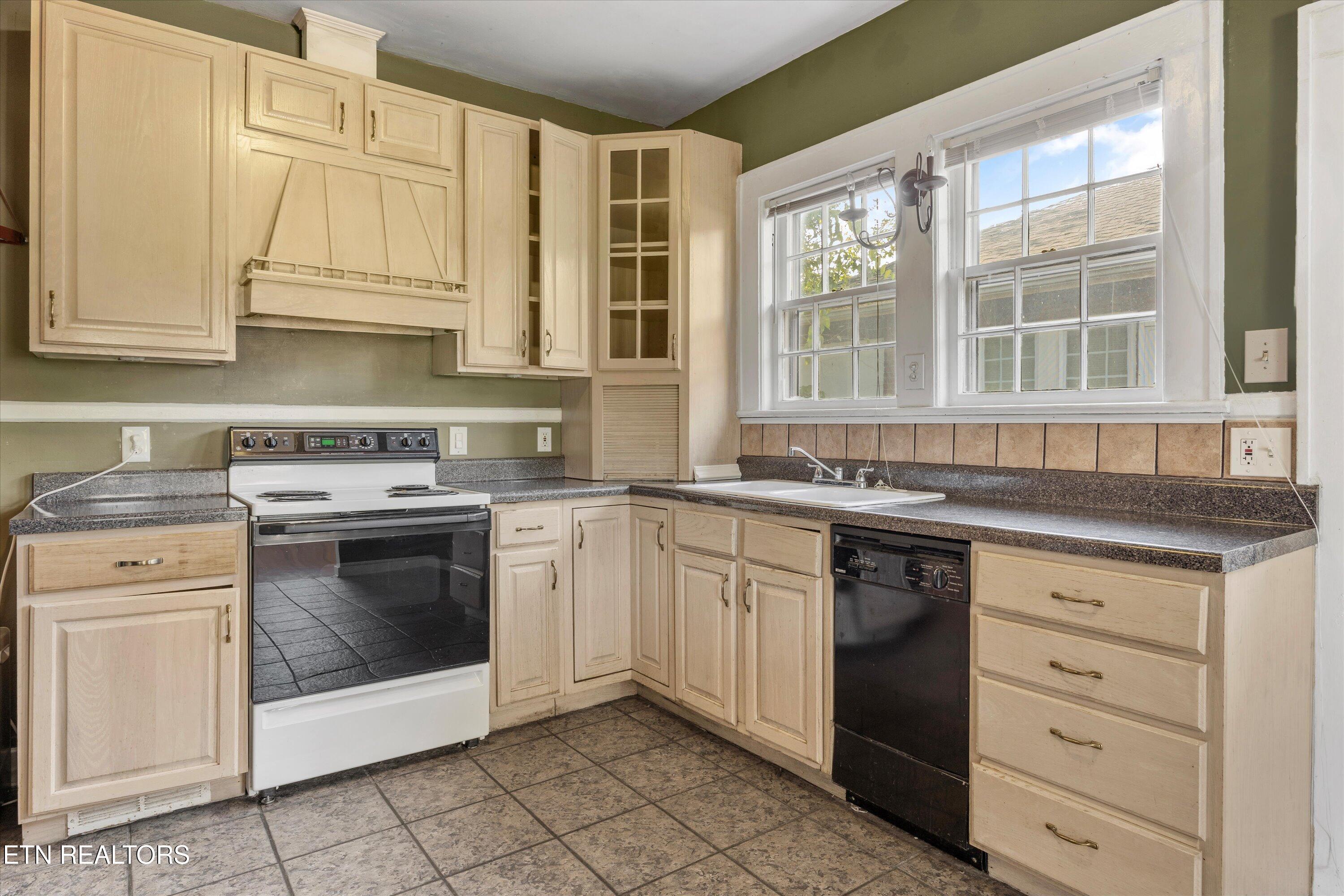 106 Rose Drive Knoxville TN 37918