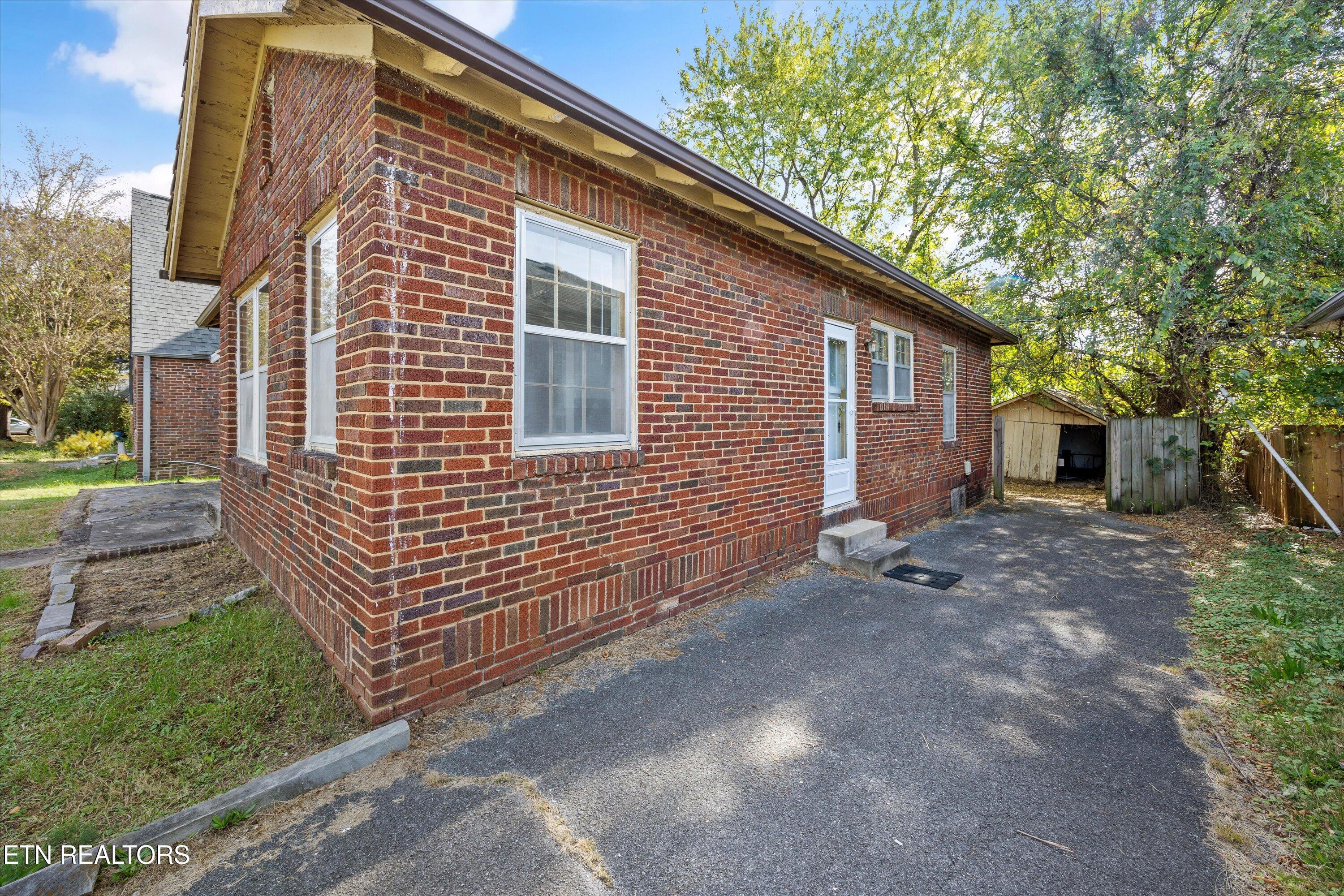 106 Rose Drive Knoxville TN 37918