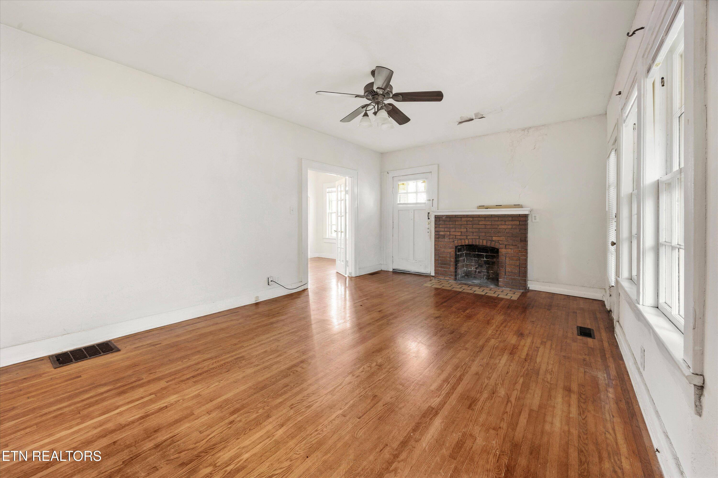 106 Rose Drive Knoxville TN 37918