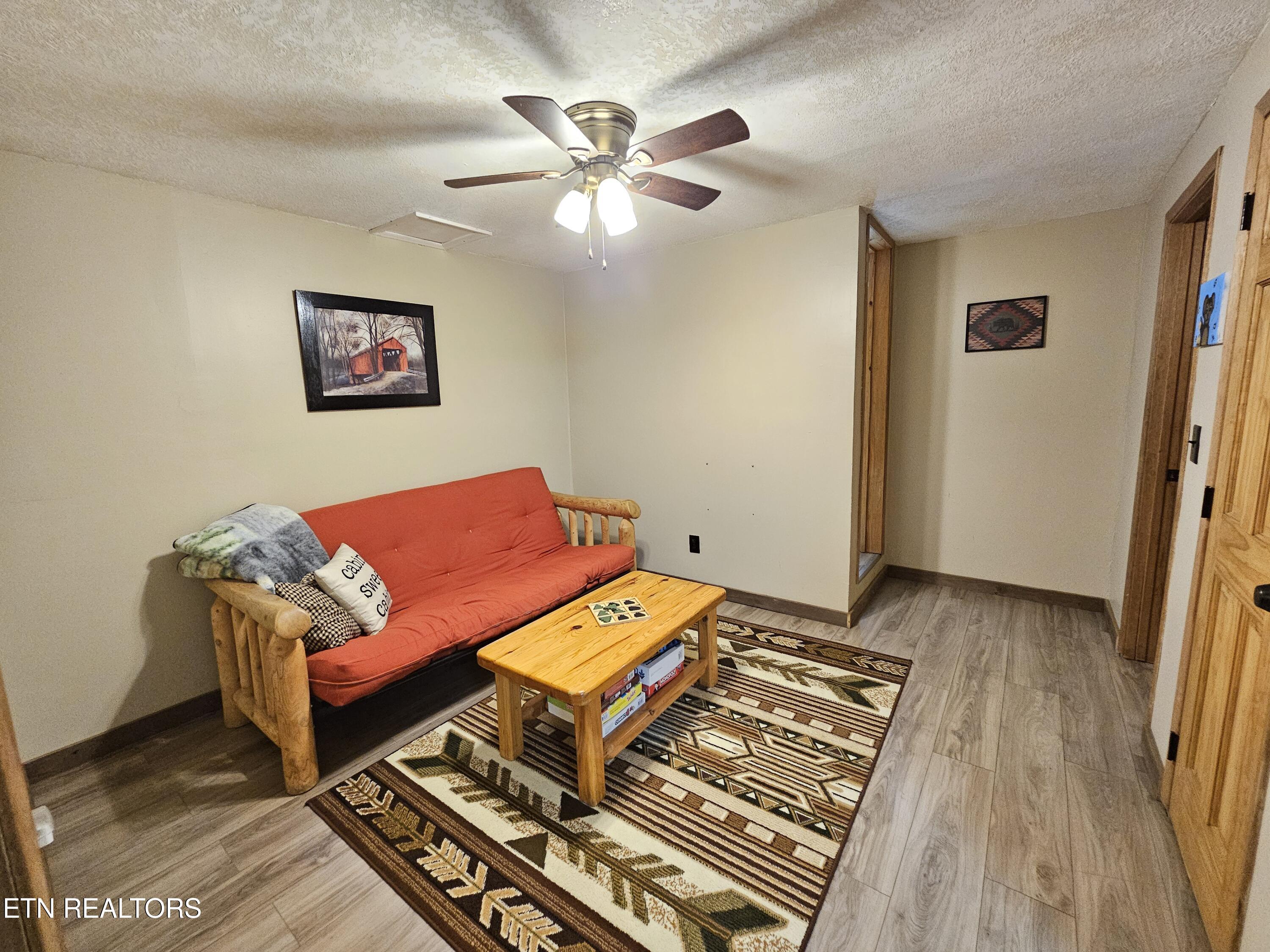 519 Picadilly Lane Gatlinburg TN 37738