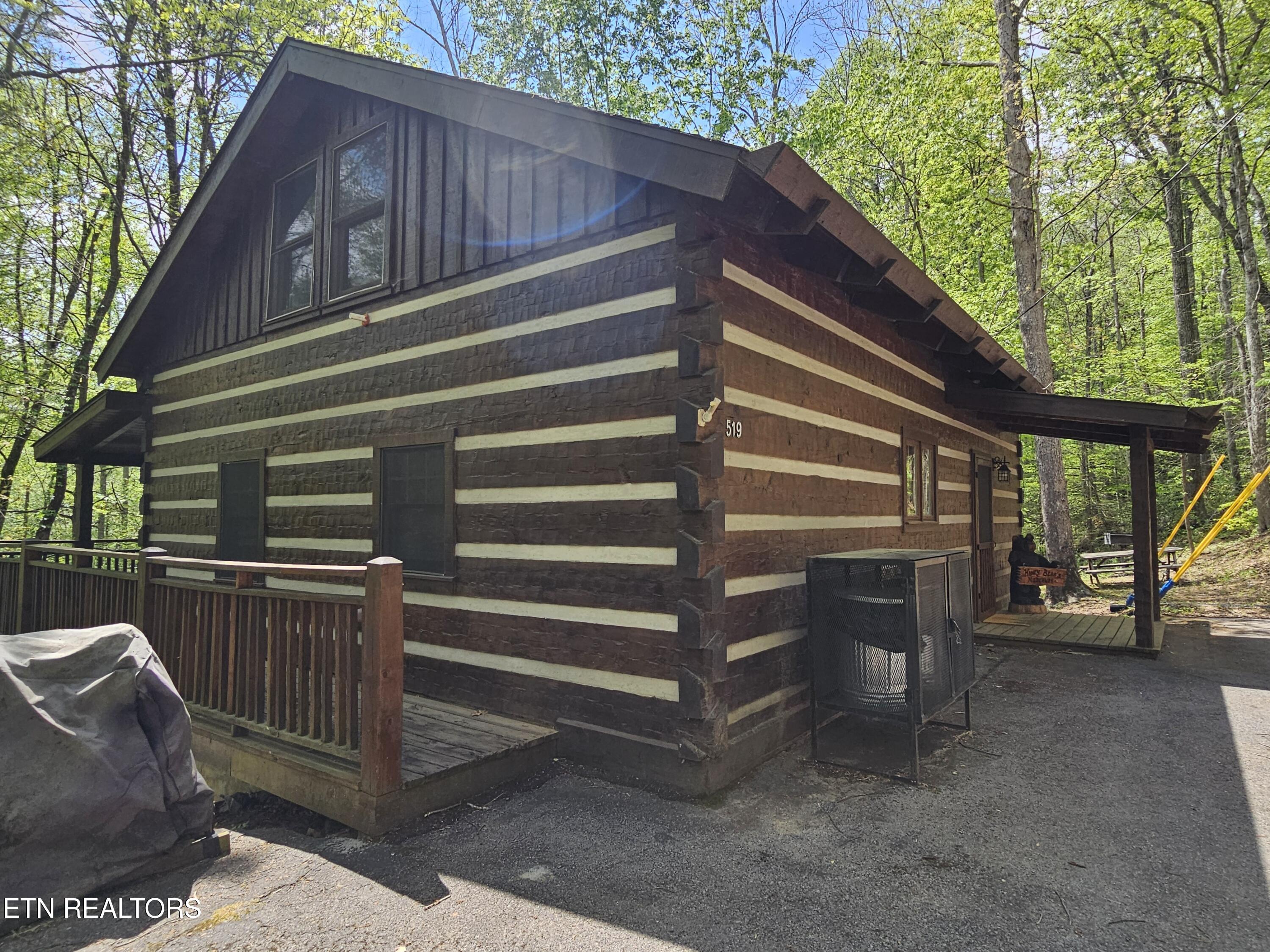 519 Picadilly Lane Gatlinburg TN 37738