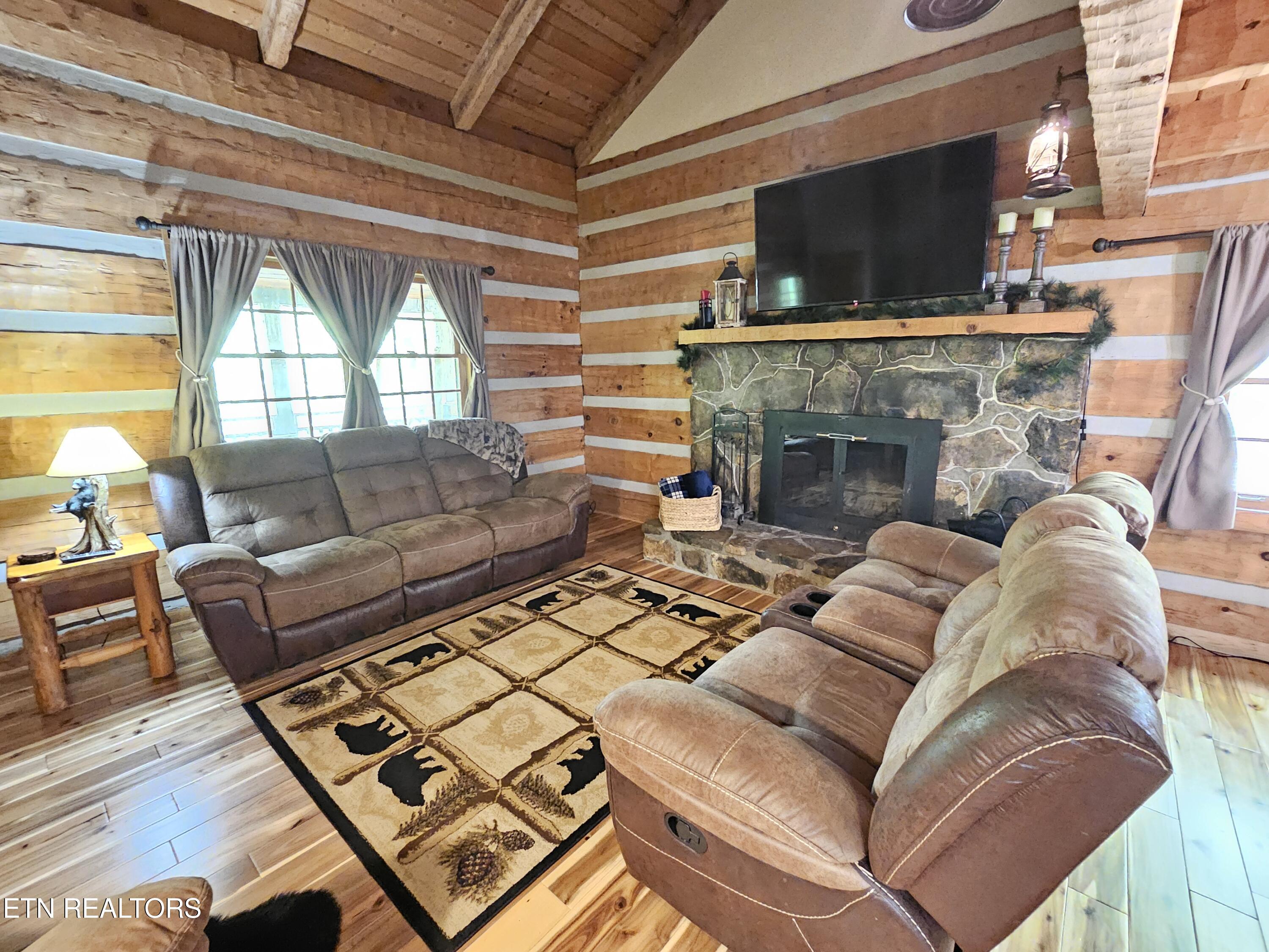 519 Picadilly Lane Gatlinburg TN 37738