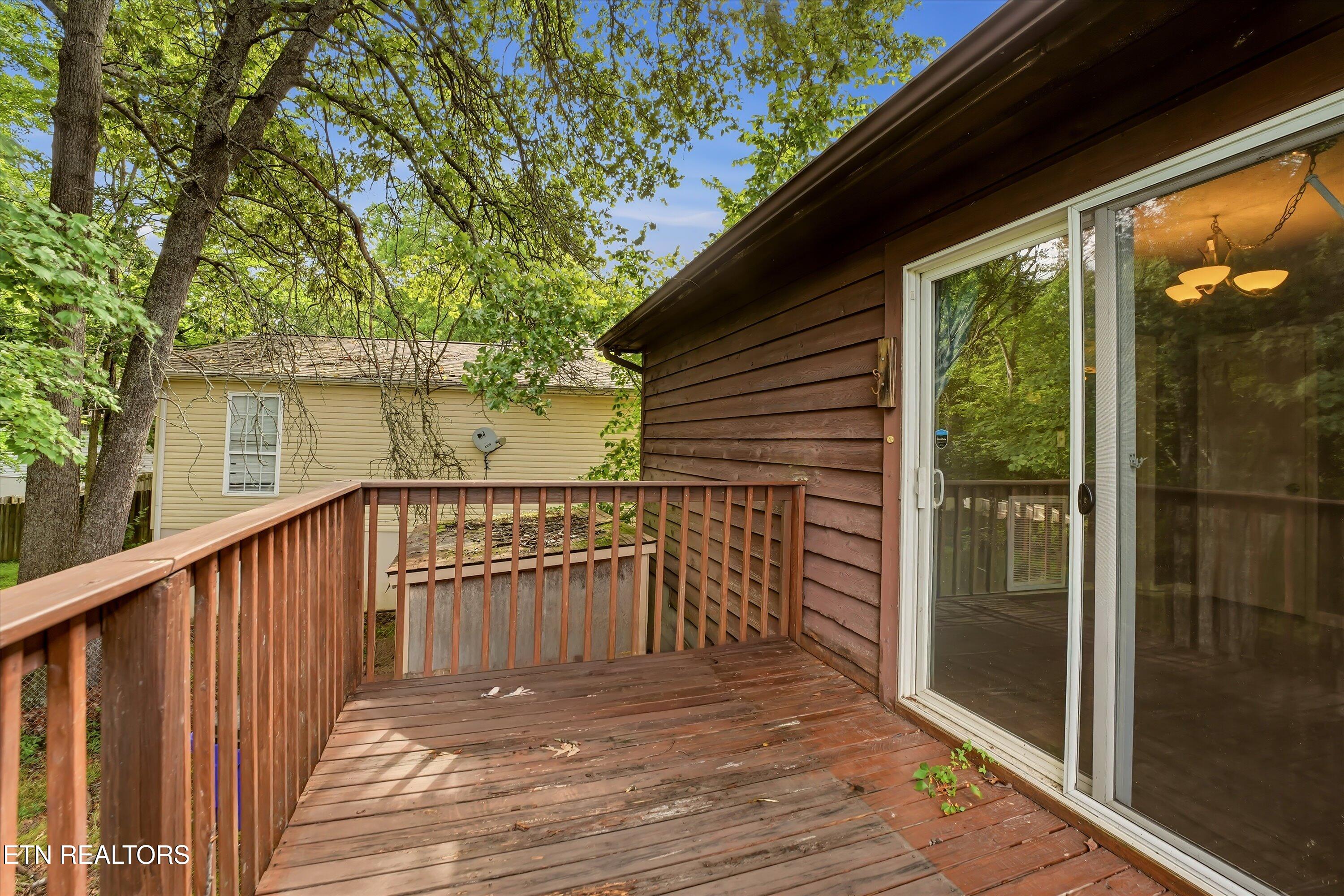 1503 Woodpointe Drive Knoxville TN 37931