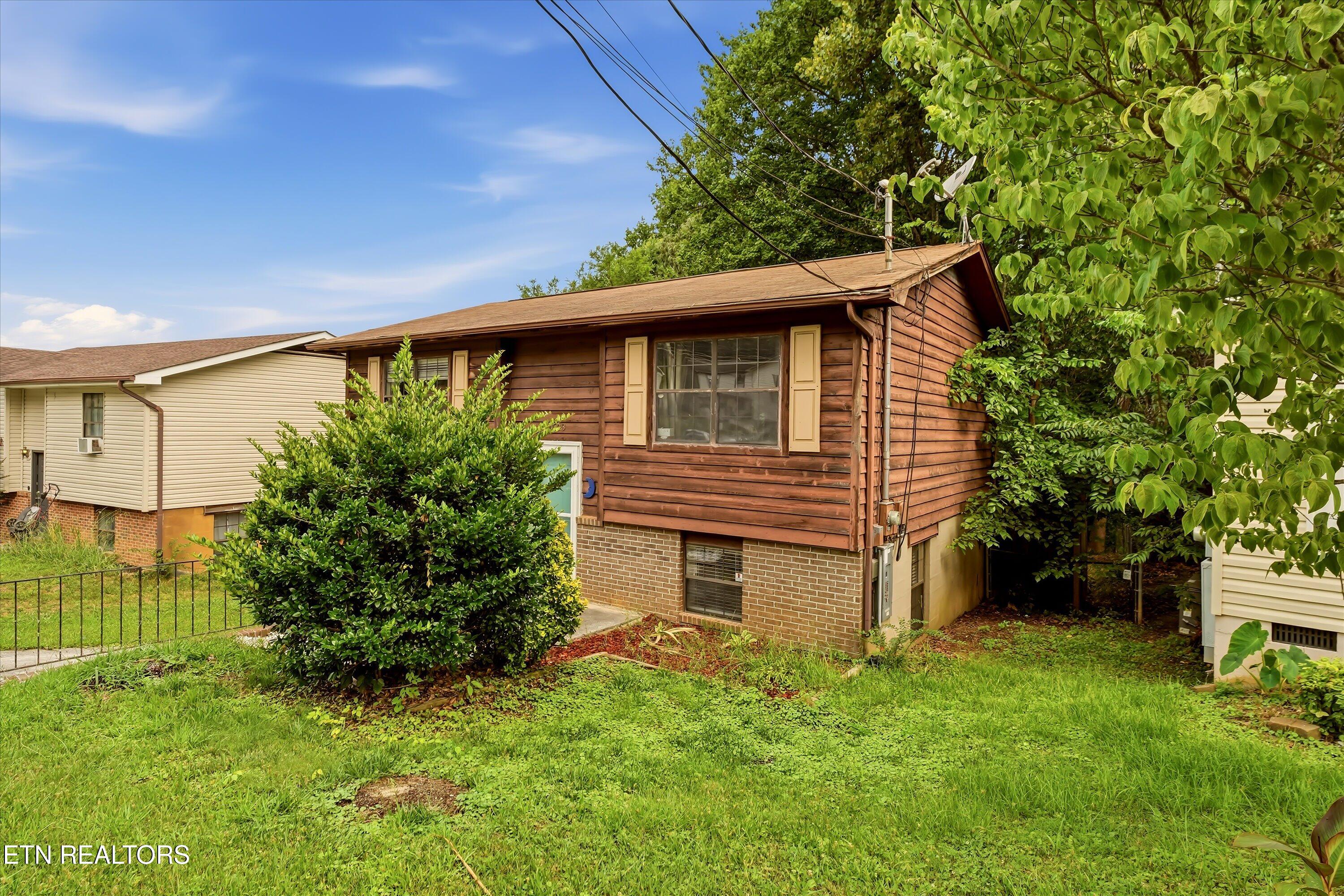 1503 Woodpointe Drive Knoxville TN 37931