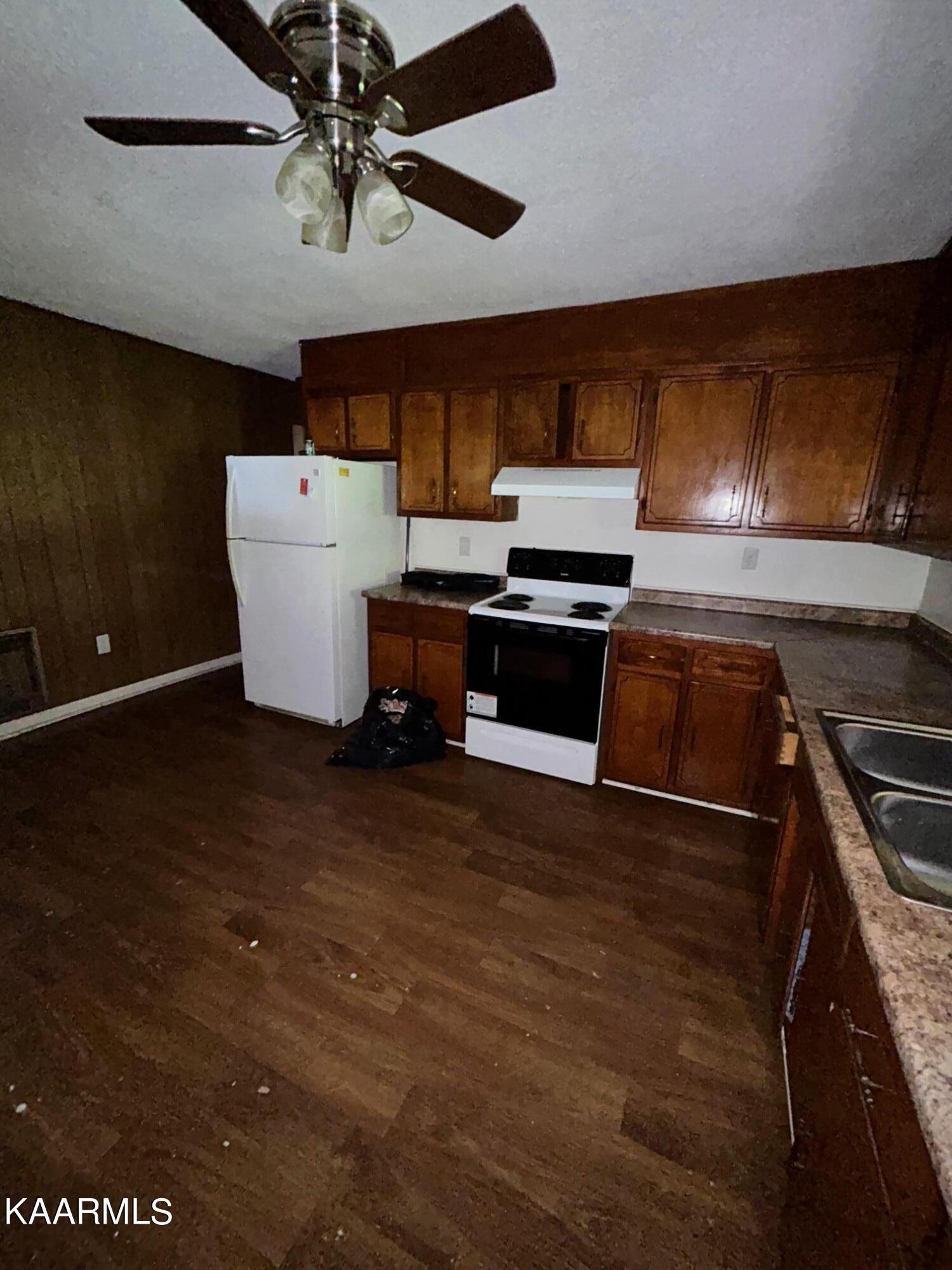 336 Wilson Hurst Street Tazewell TN 37879