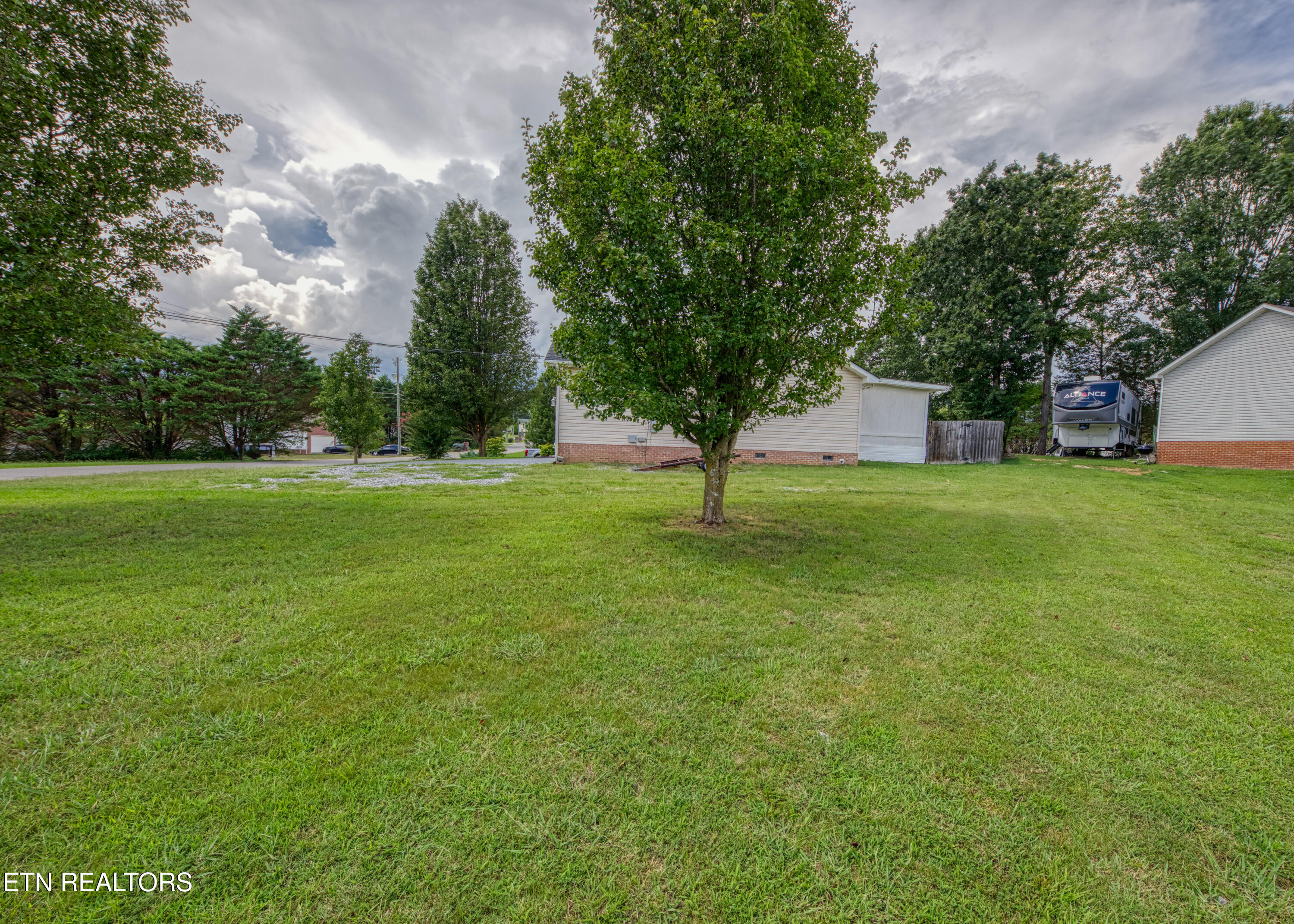 157 Acorn Drive Corryton TN 37721