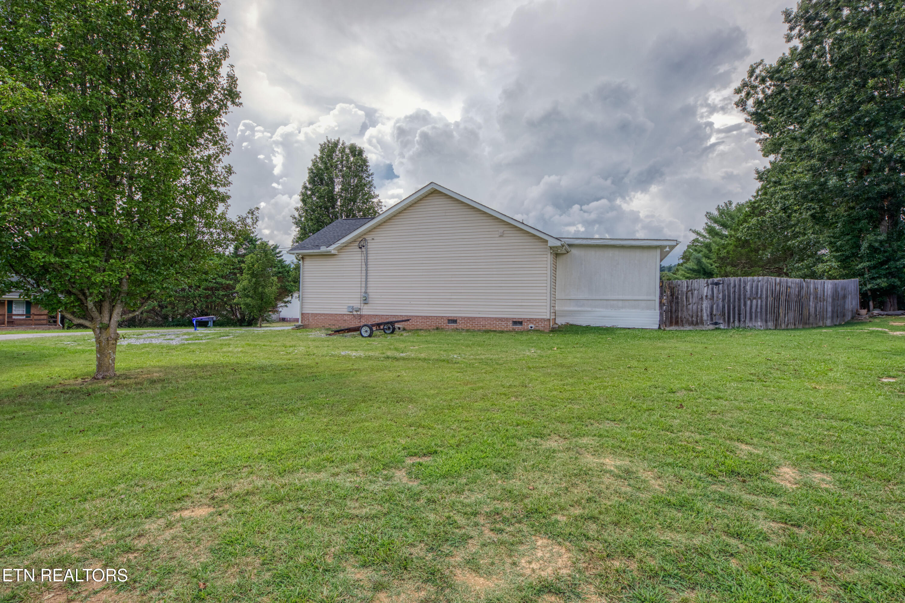157 Acorn Drive Corryton TN 37721