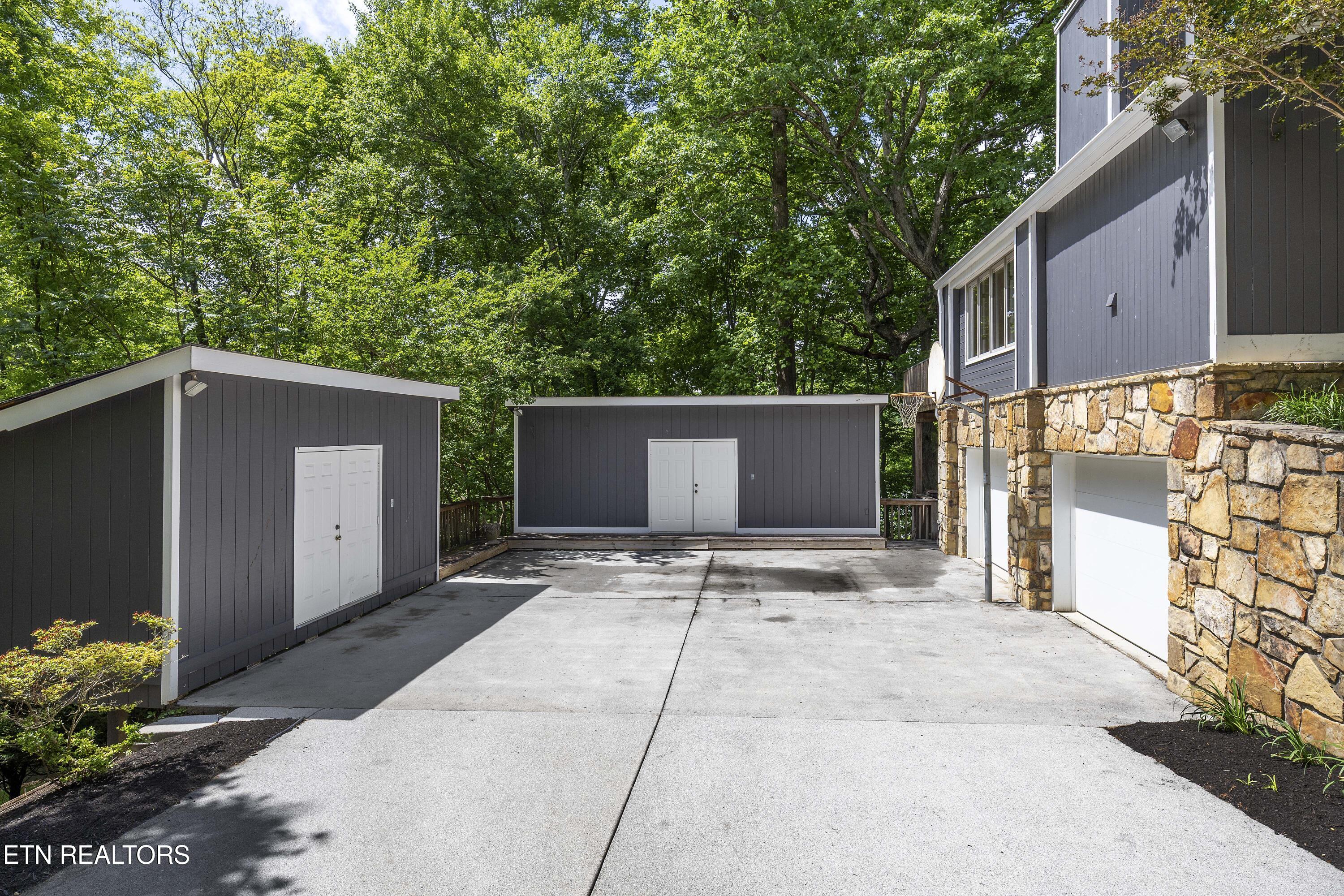 2611 Shore Line Road Knoxville TN 37932