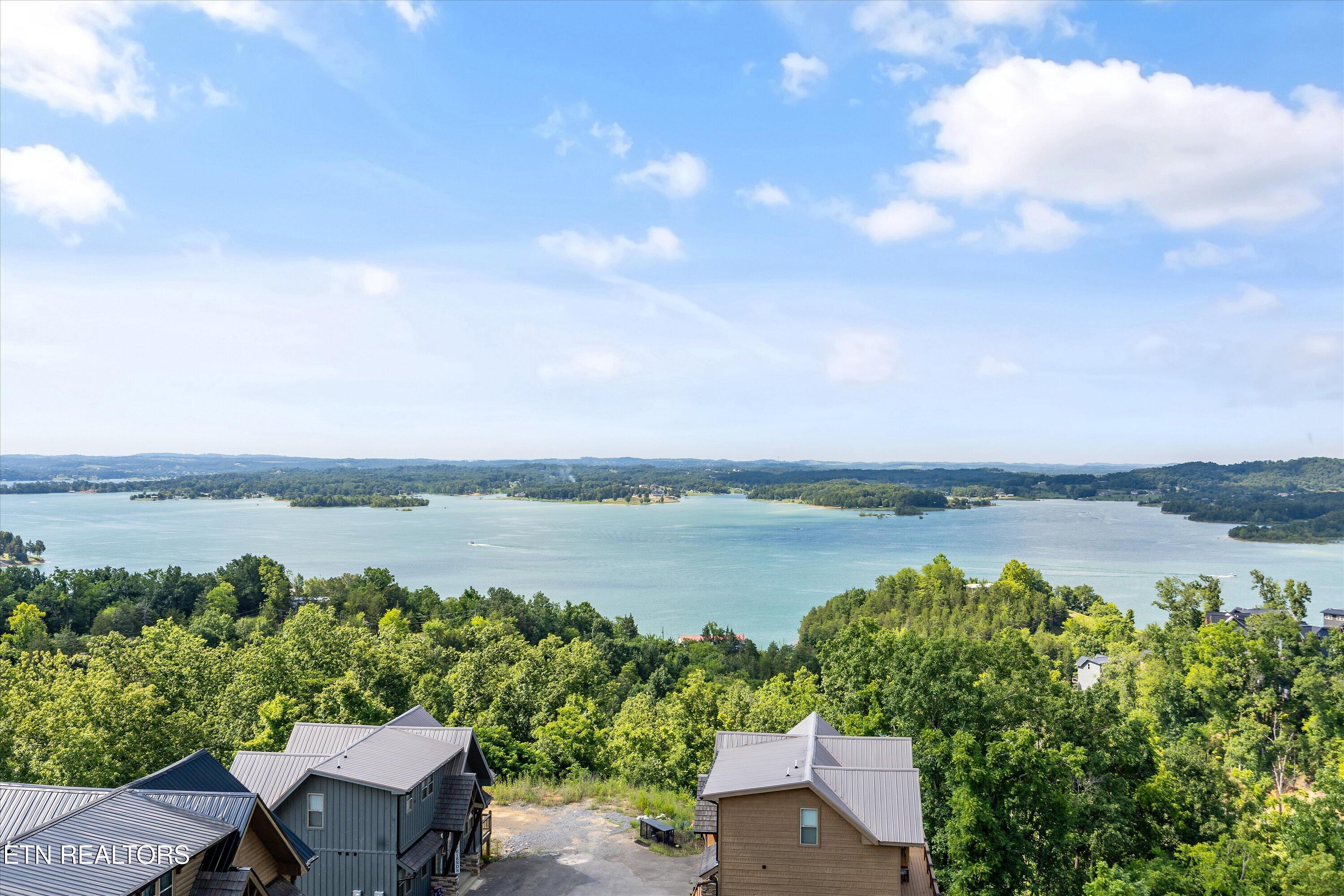 936 Lake Haven Way Sevierville TN 37876
