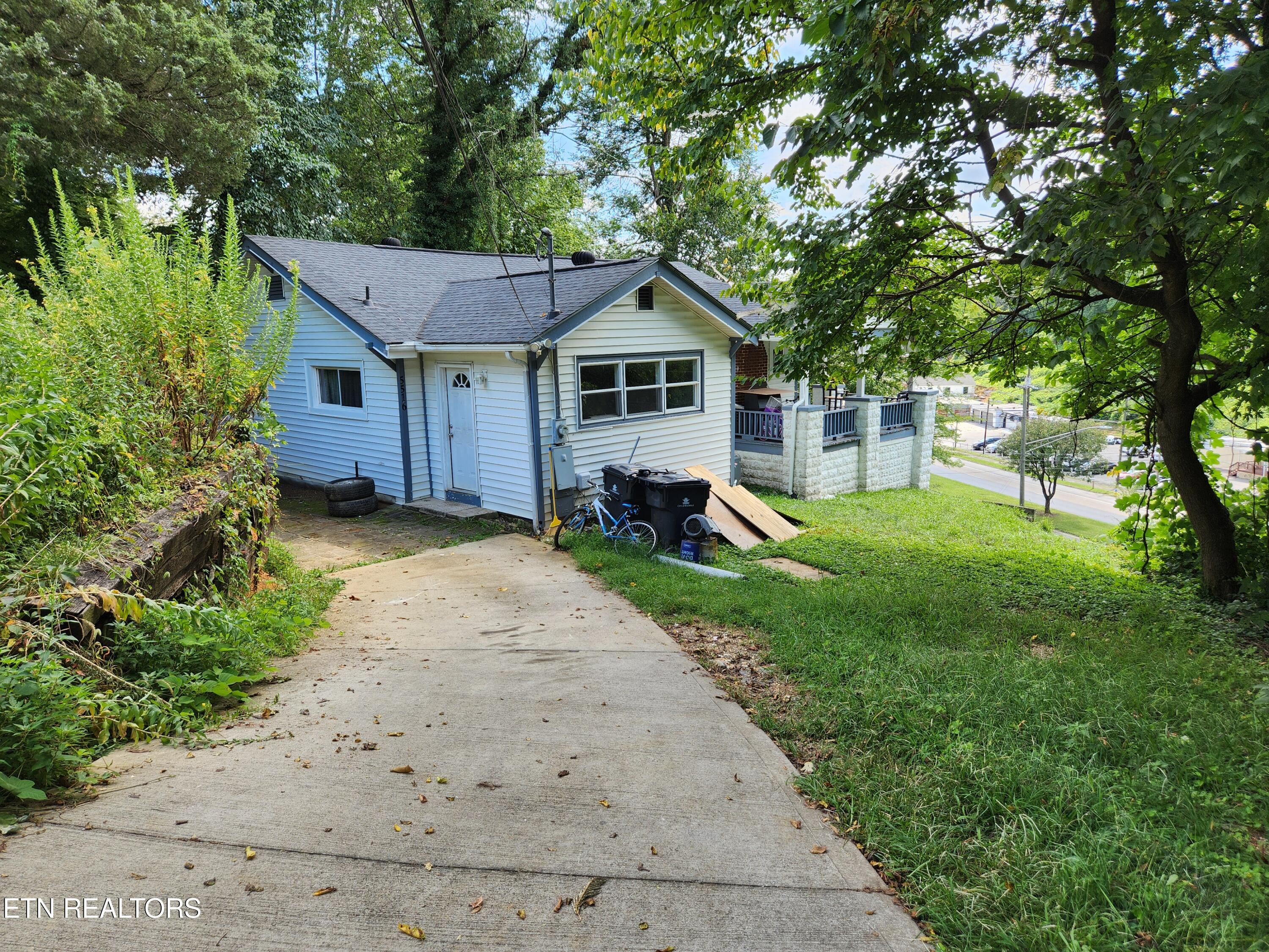 5516-5518 N Broadway Street Knoxville TN 37918