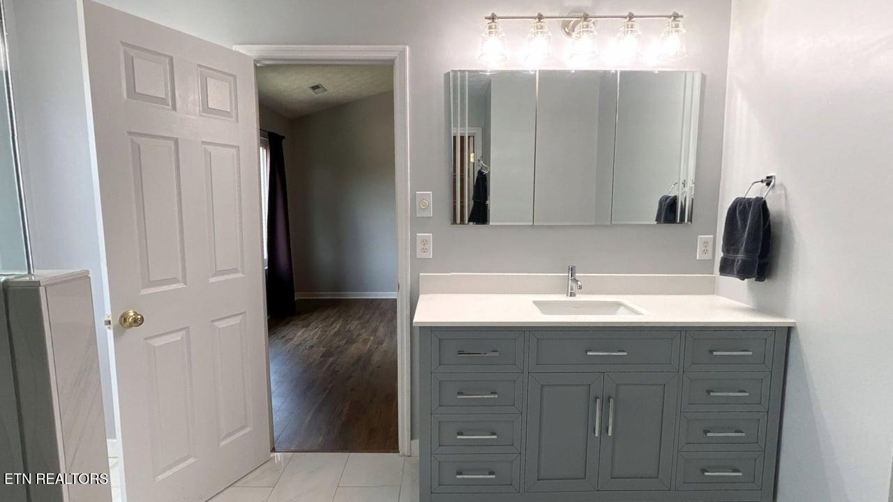 1327 Chatam Ridge Lane Knoxville TN 37932