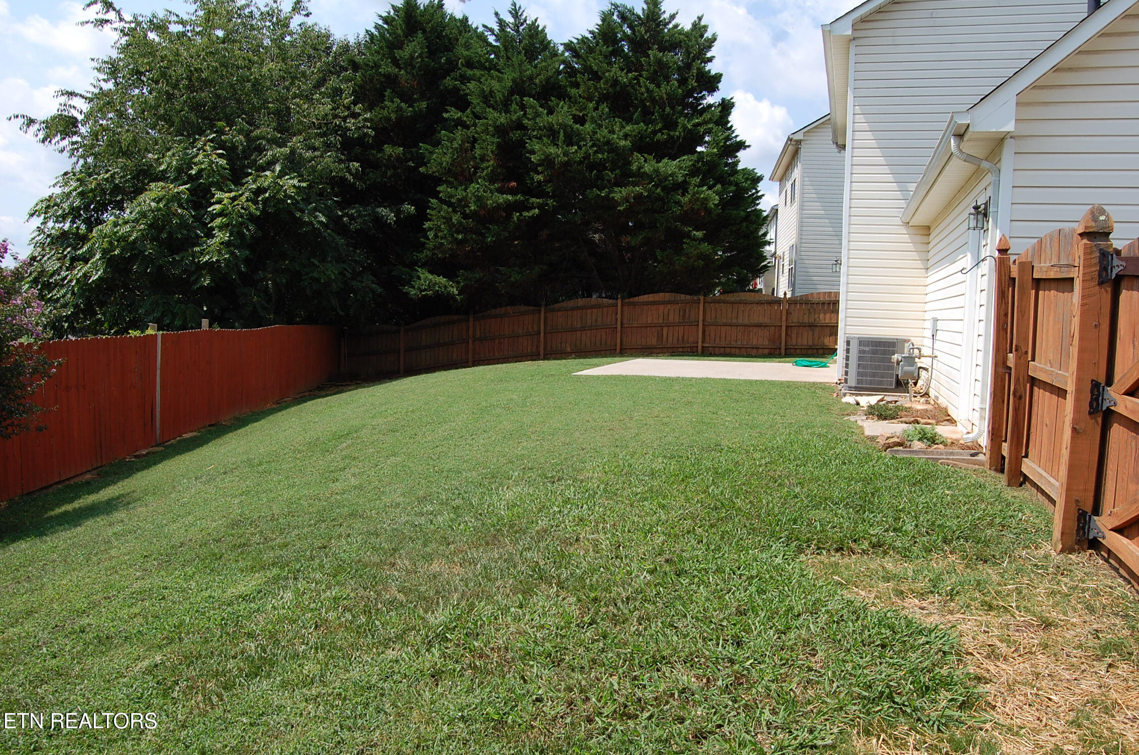 1327 Chatam Ridge Lane Knoxville TN 37932