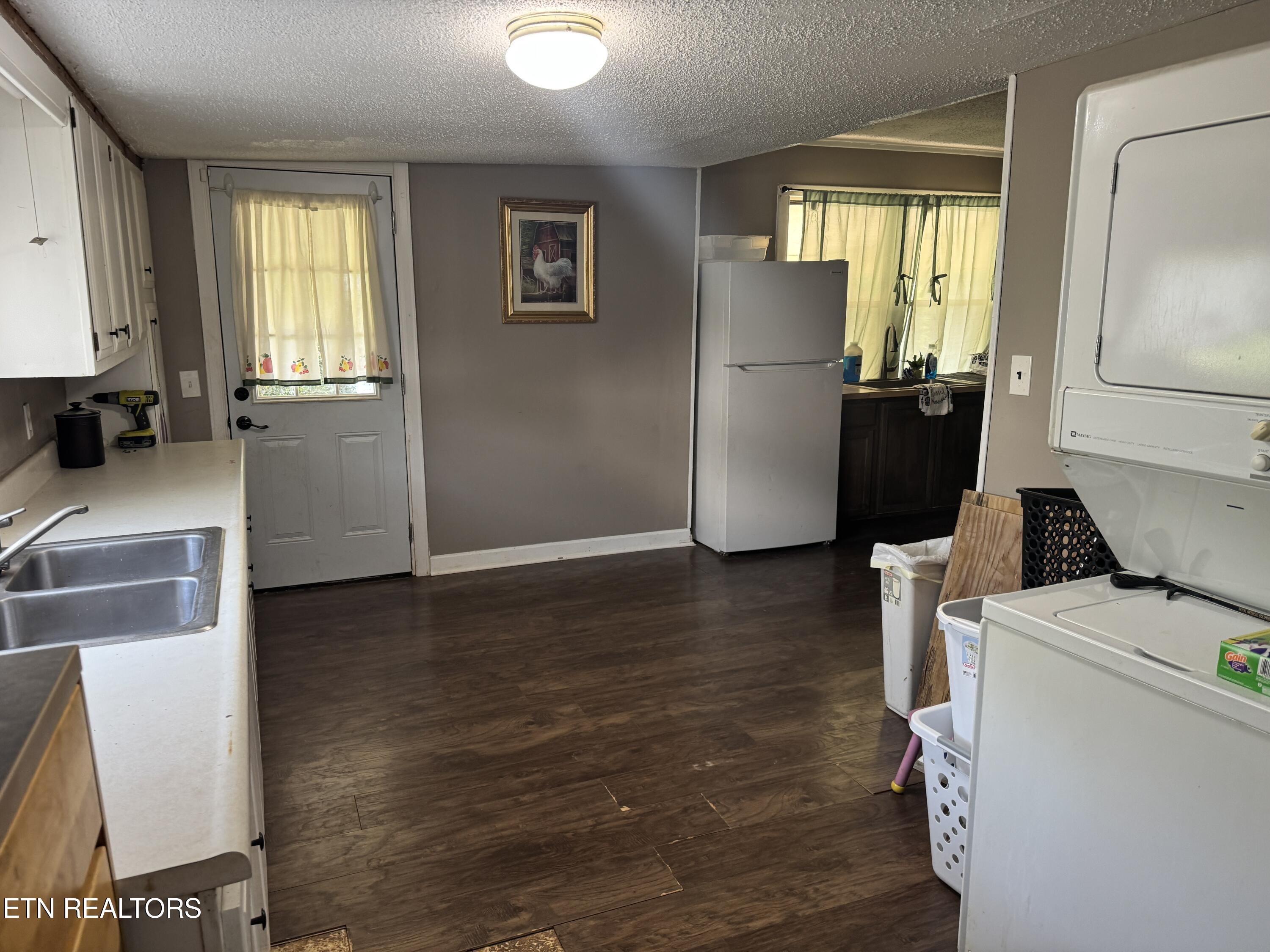 902 Rosedale Avenue Loudon TN 37774