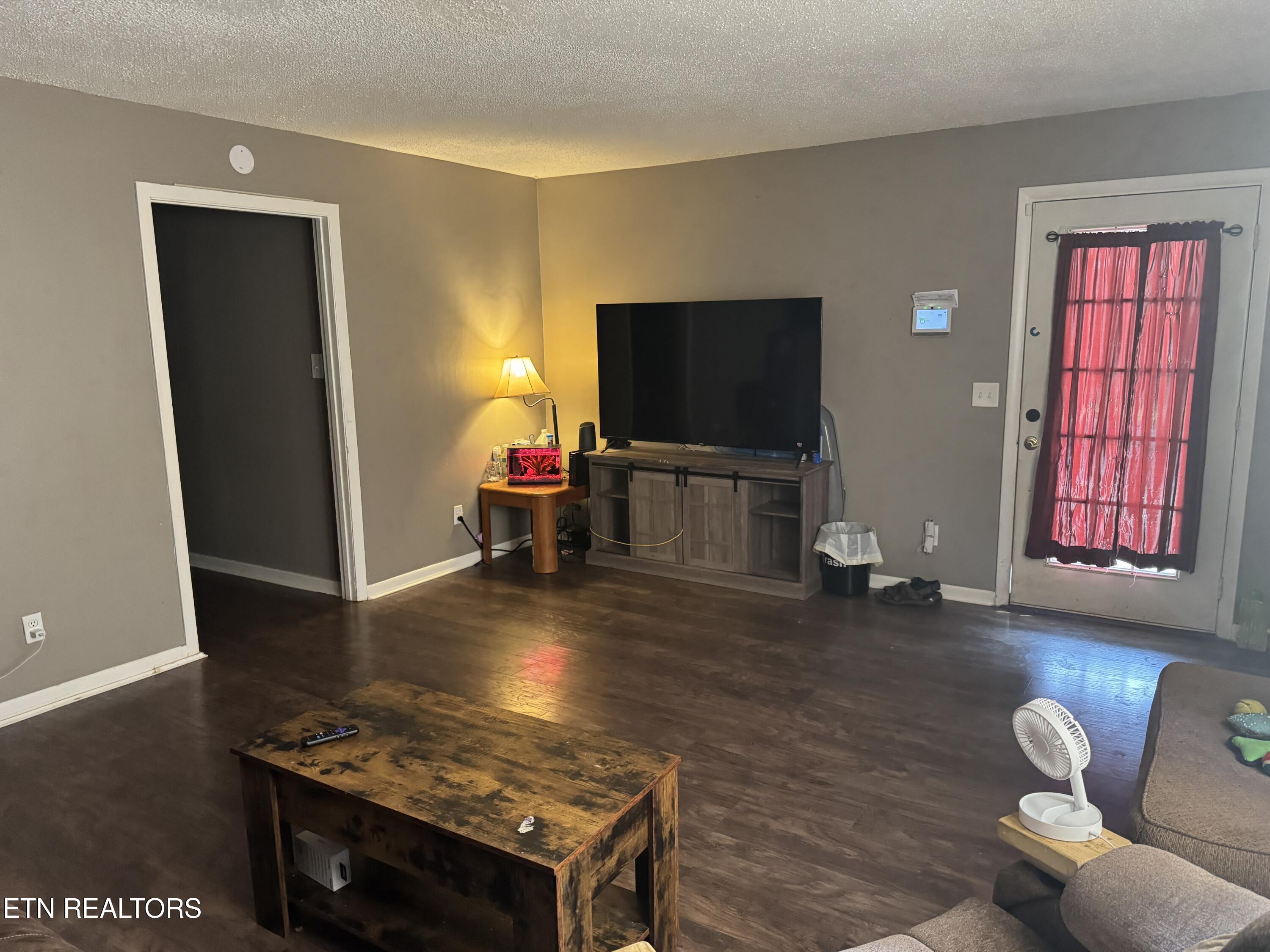 902 Rosedale Avenue Loudon TN 37774
