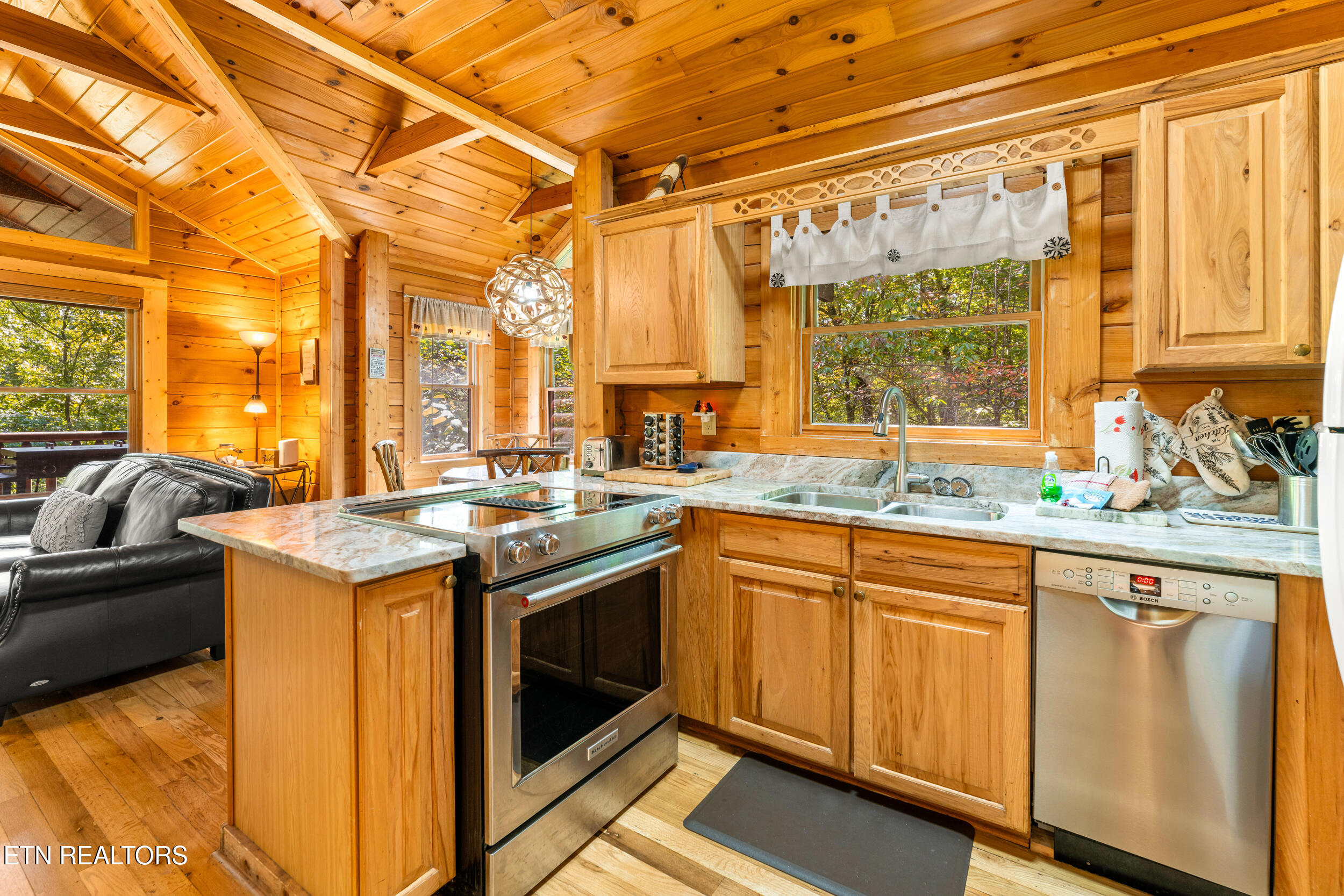 4062 Chamberlain Lane Sevierville TN 37862