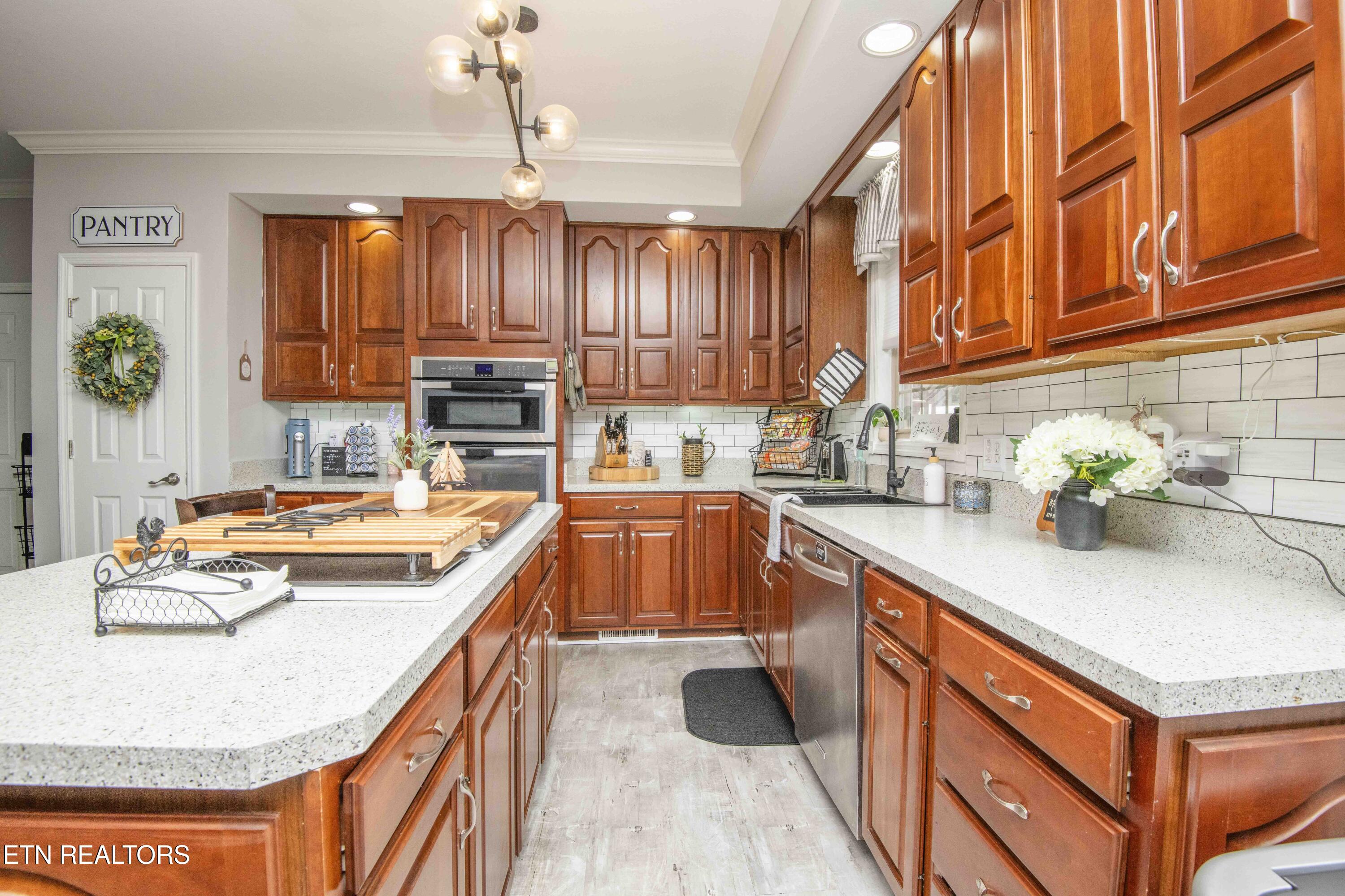 1330 Berkley Hills Lane Powell TN 37849