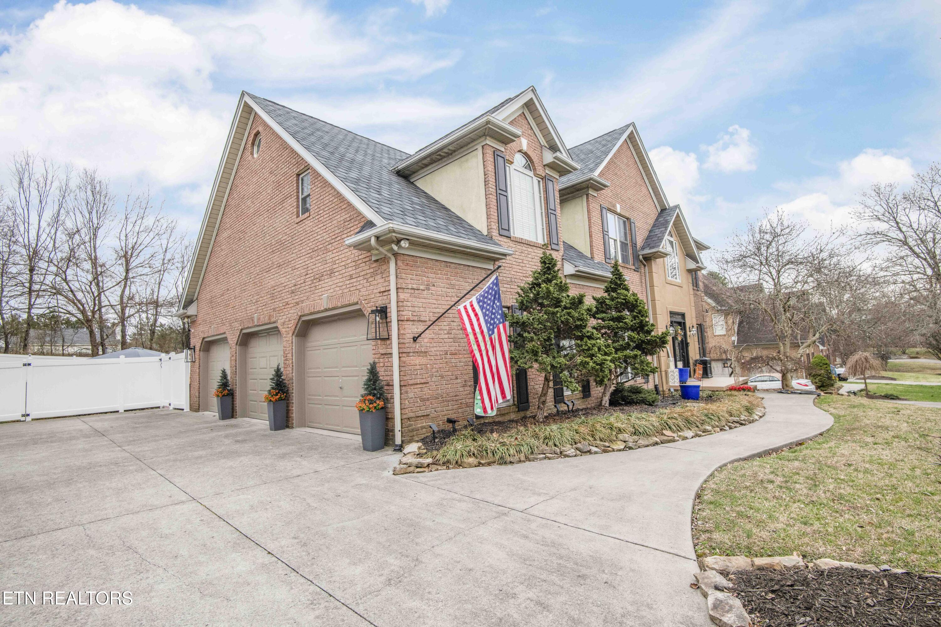 1330 Berkley Hills Lane Powell TN 37849
