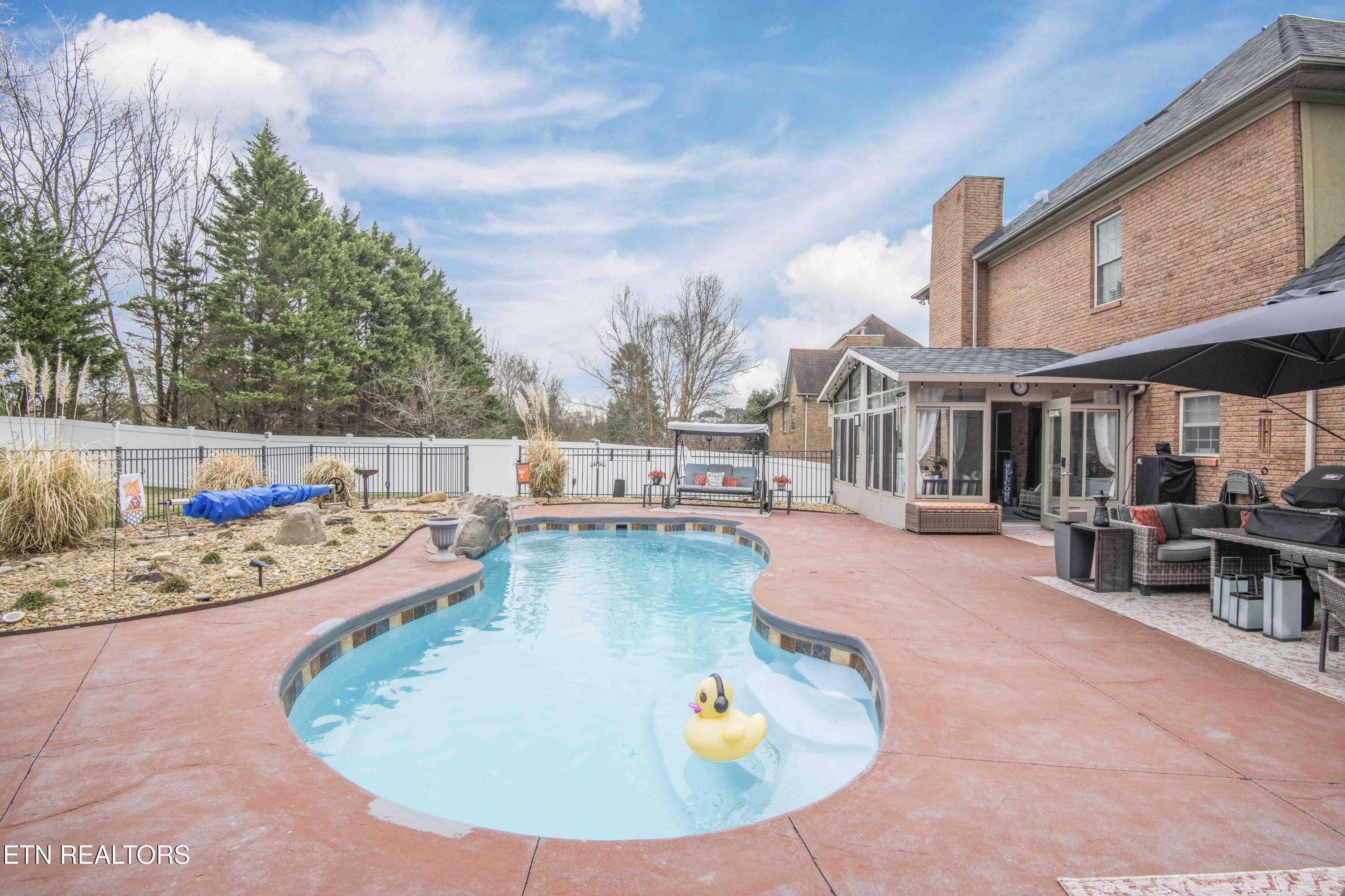 1330 Berkley Hills Lane Powell TN 37849