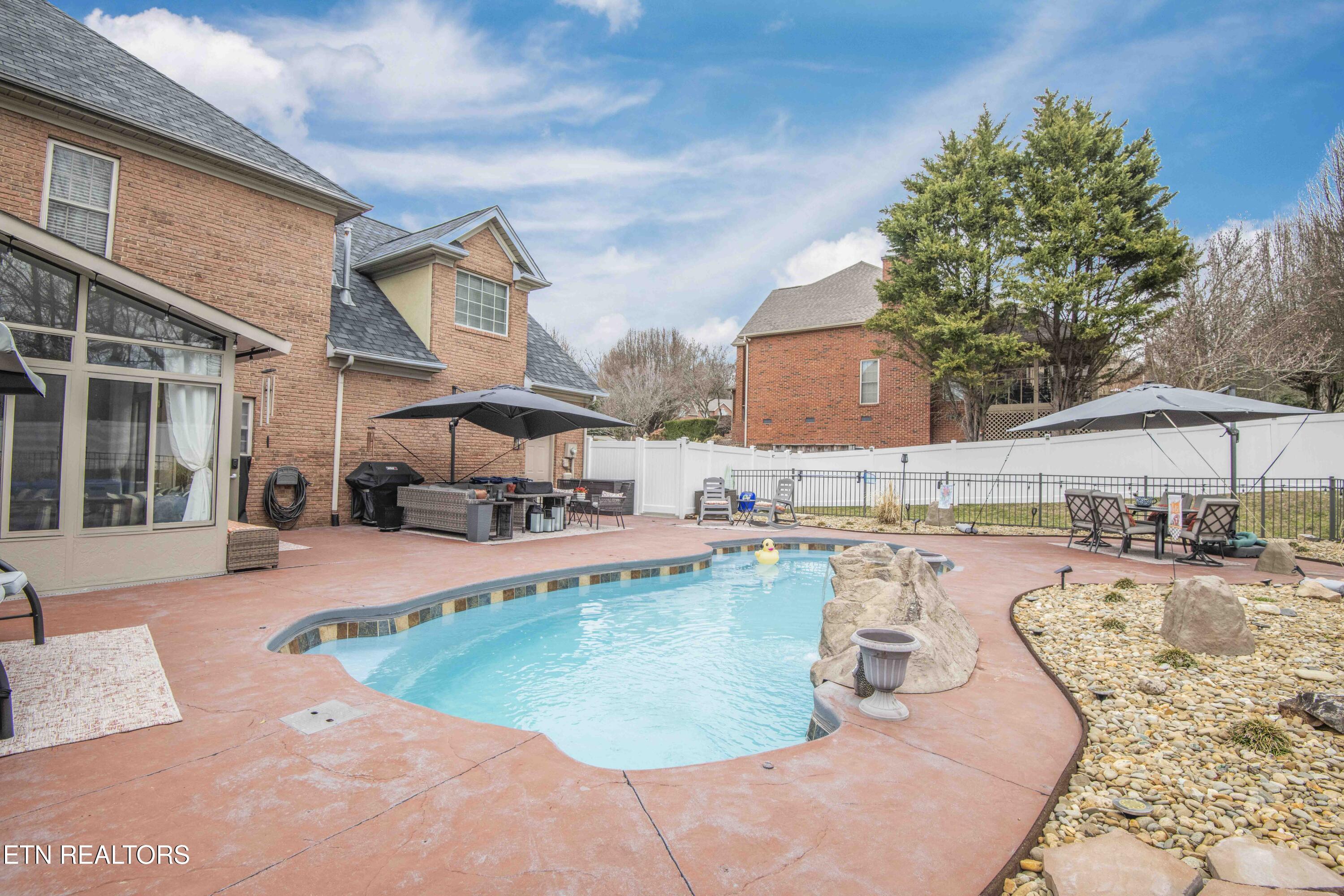 1330 Berkley Hills Lane Powell TN 37849