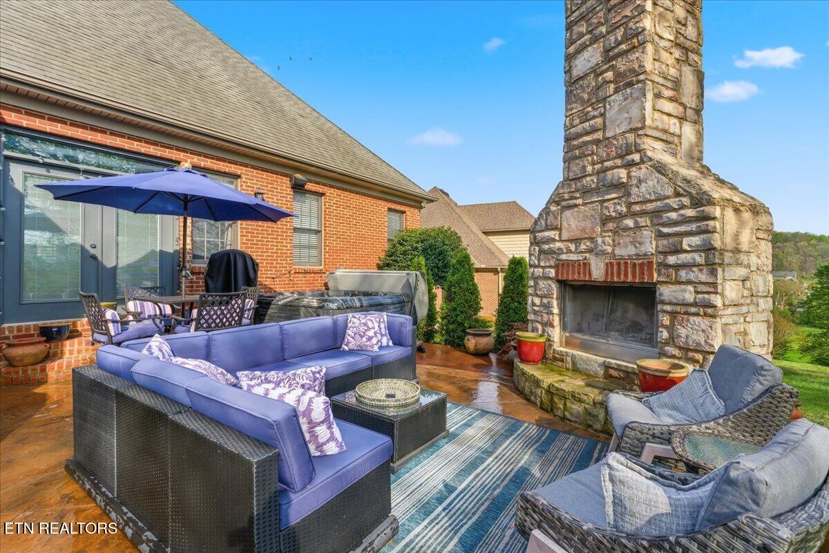2421 Brooke Willow Boulevard Knoxville TN 37932