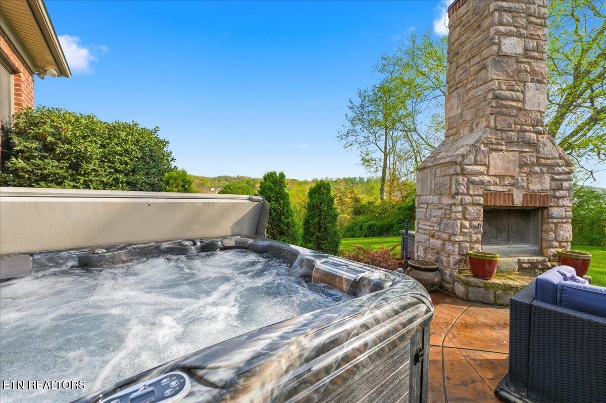 2421 Brooke Willow Boulevard Knoxville TN 37932