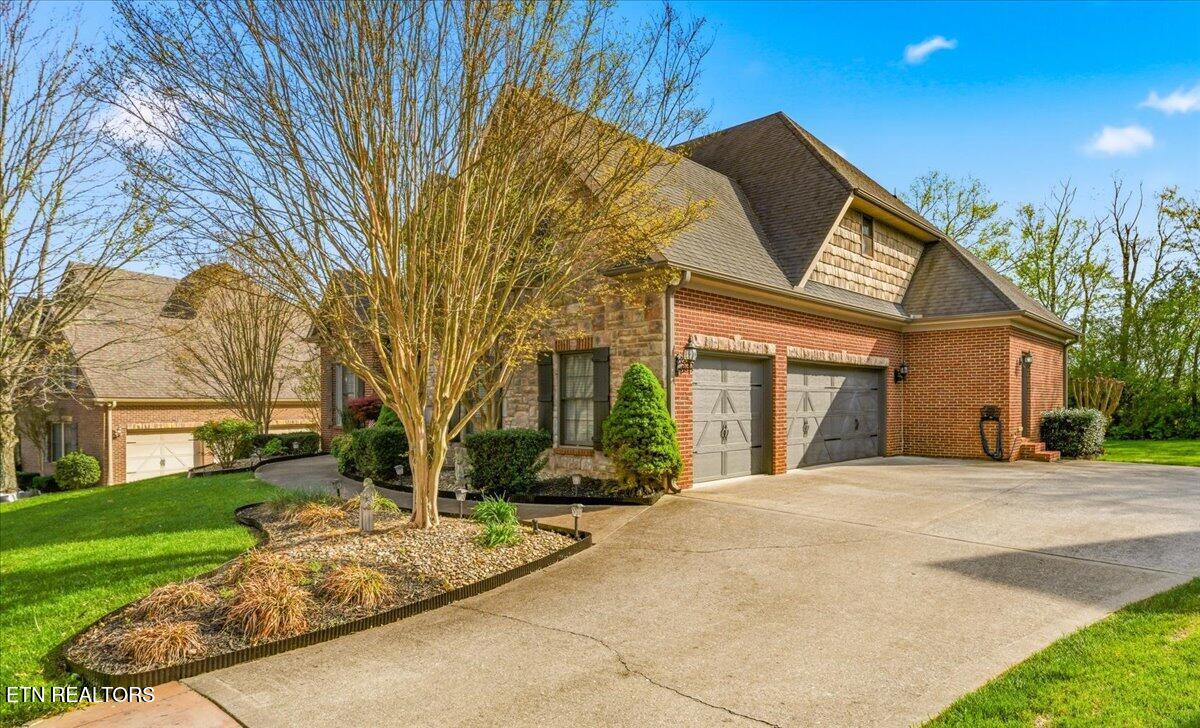 2421 Brooke Willow Boulevard Knoxville TN 37932
