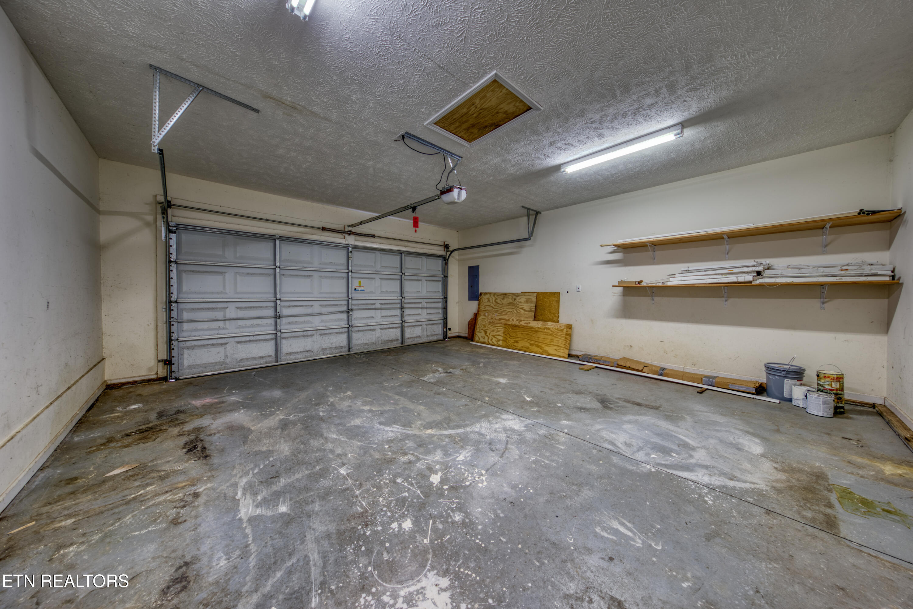 1233 Buford Court Greenback TN 37742