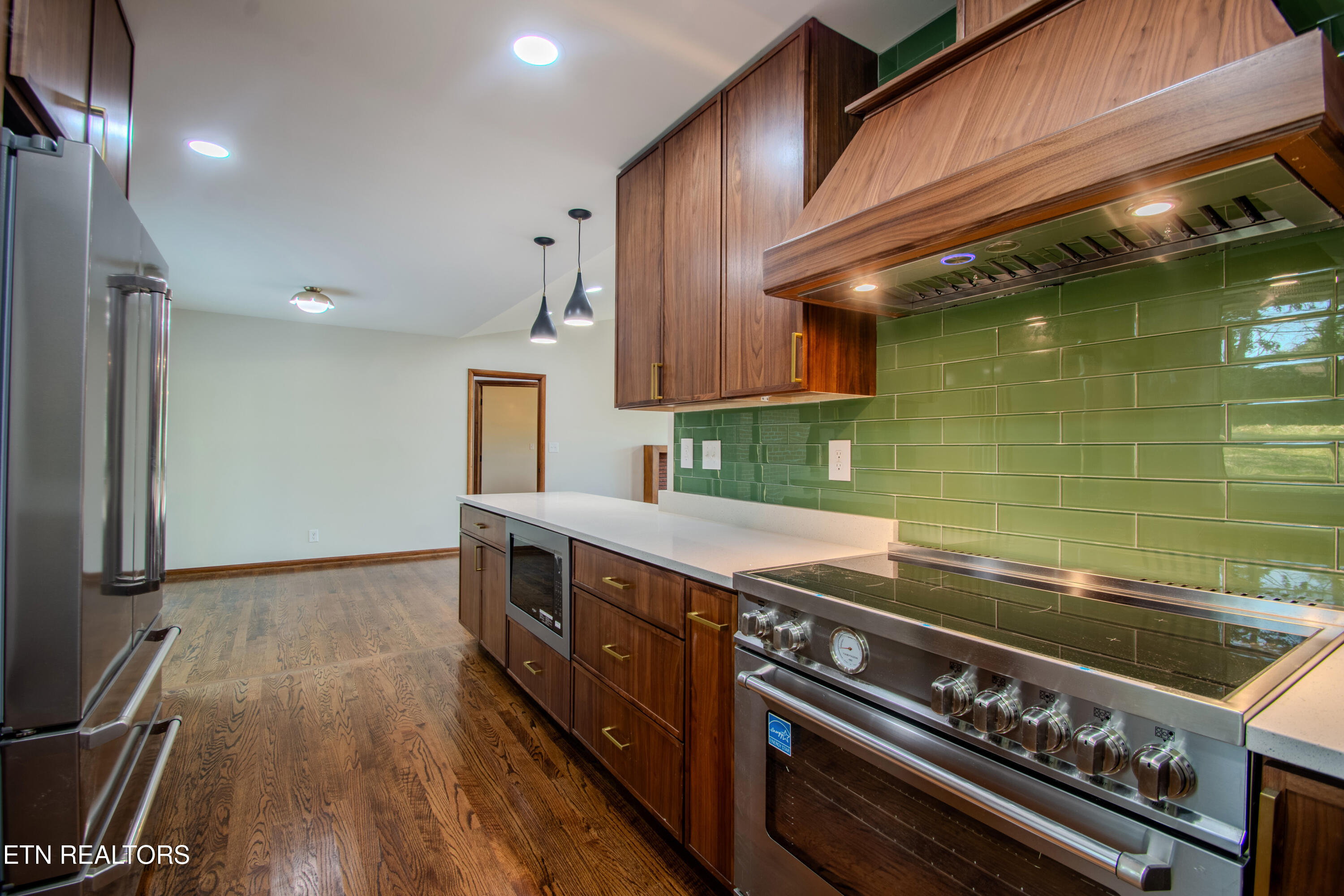 7020 Downing Drive Knoxville TN 37909
