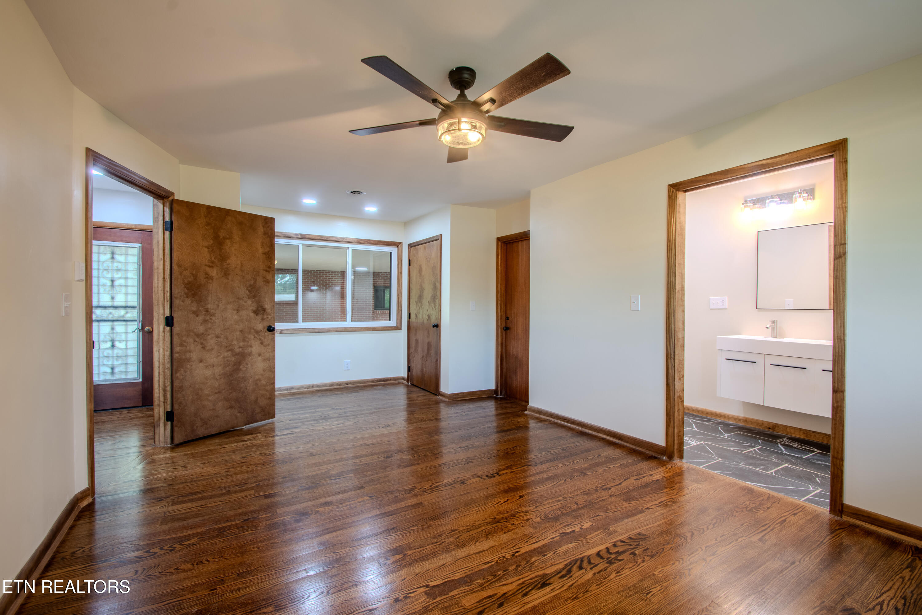 7020 Downing Drive Knoxville TN 37909