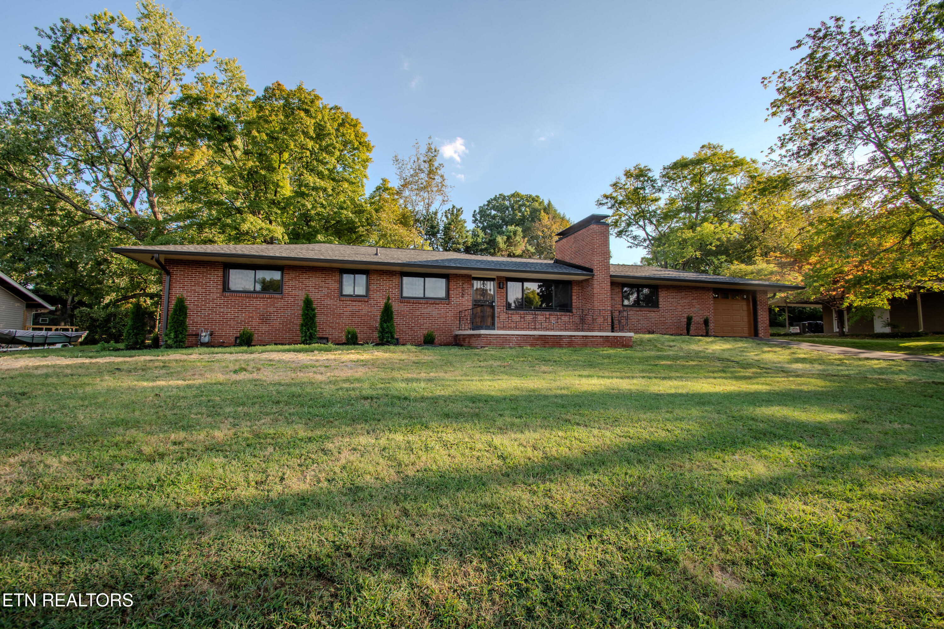 7020 Downing Drive Knoxville TN 37909