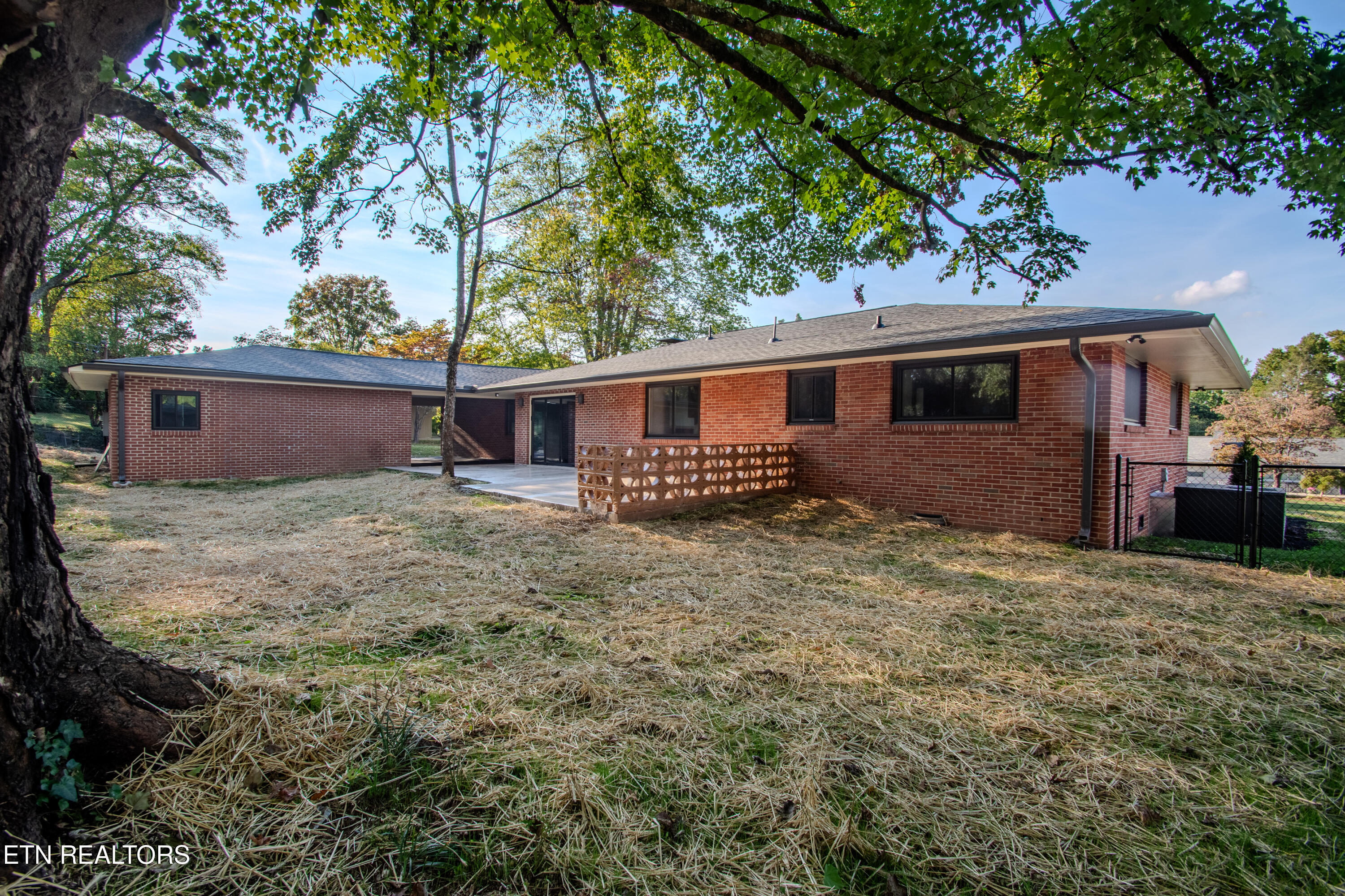 7020 Downing Drive Knoxville TN 37909