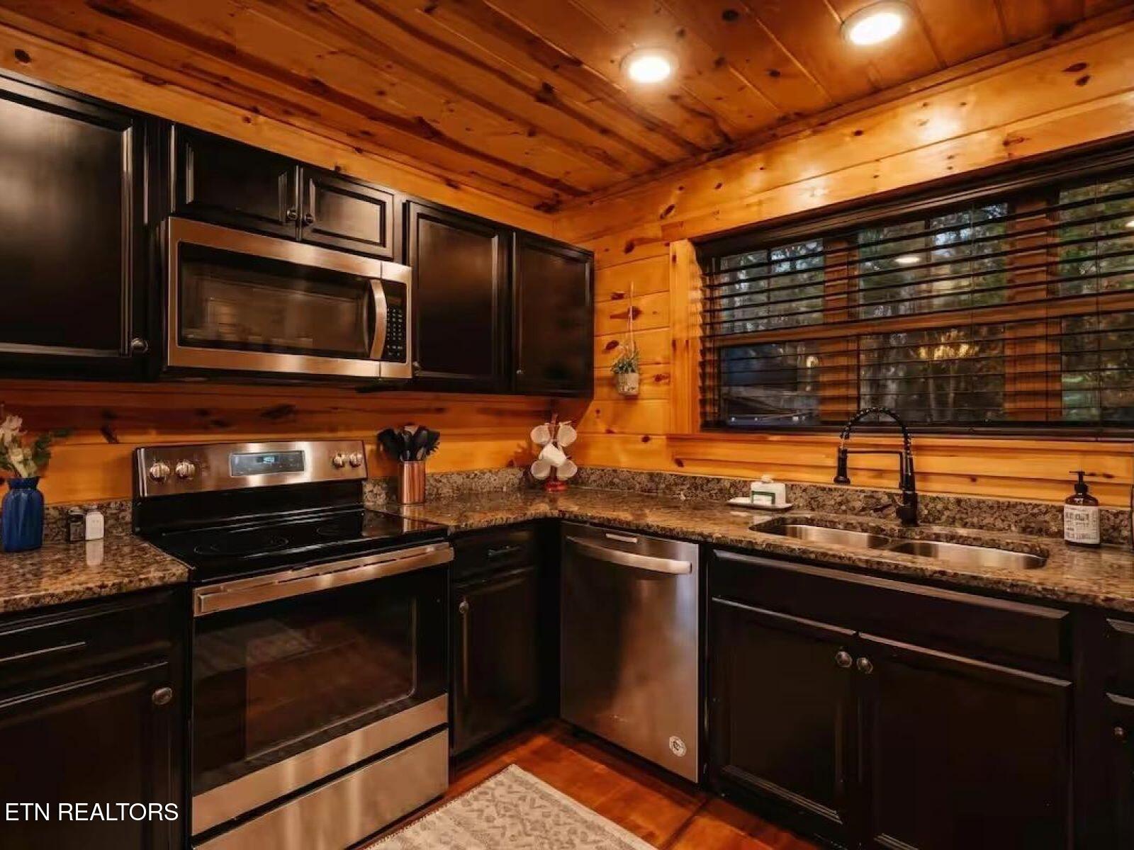 4536 Powdermill Estates Road Sevierville TN 37876