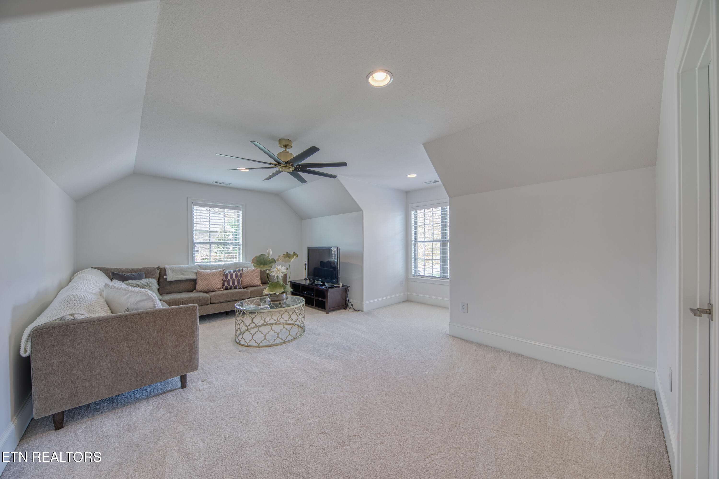 624 Elk Falls Lane Knoxville TN 37922
