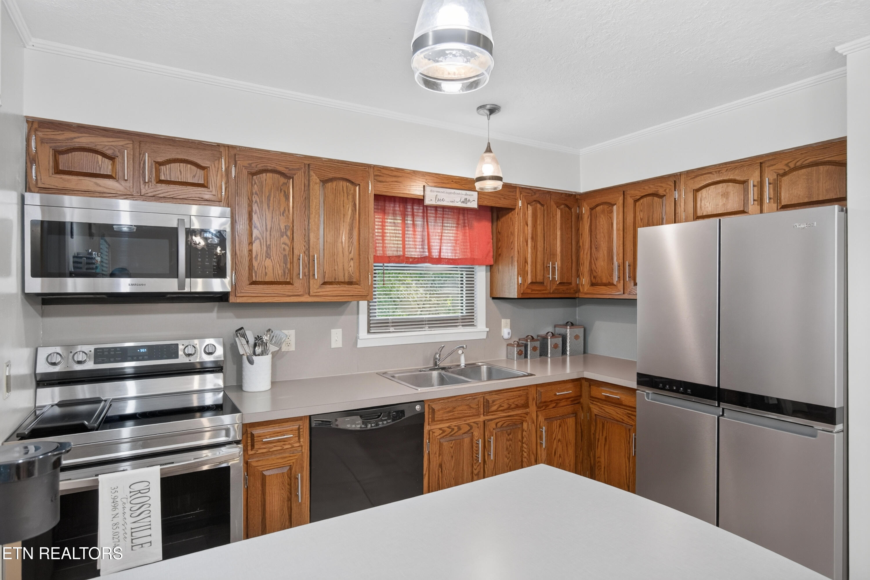 7084 Big Horn Drive Crossville TN 38572