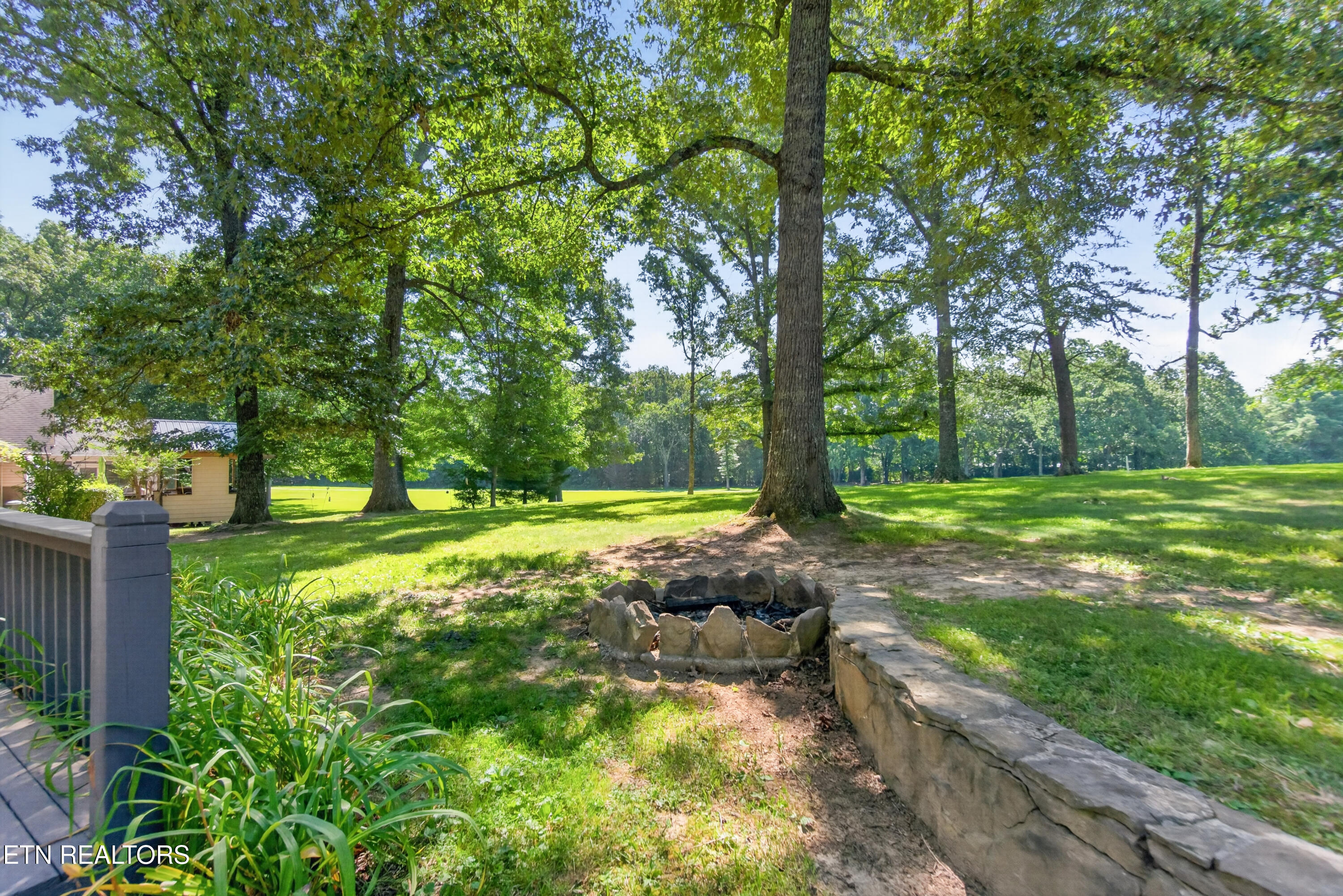 7084 Big Horn Drive Crossville TN 38572