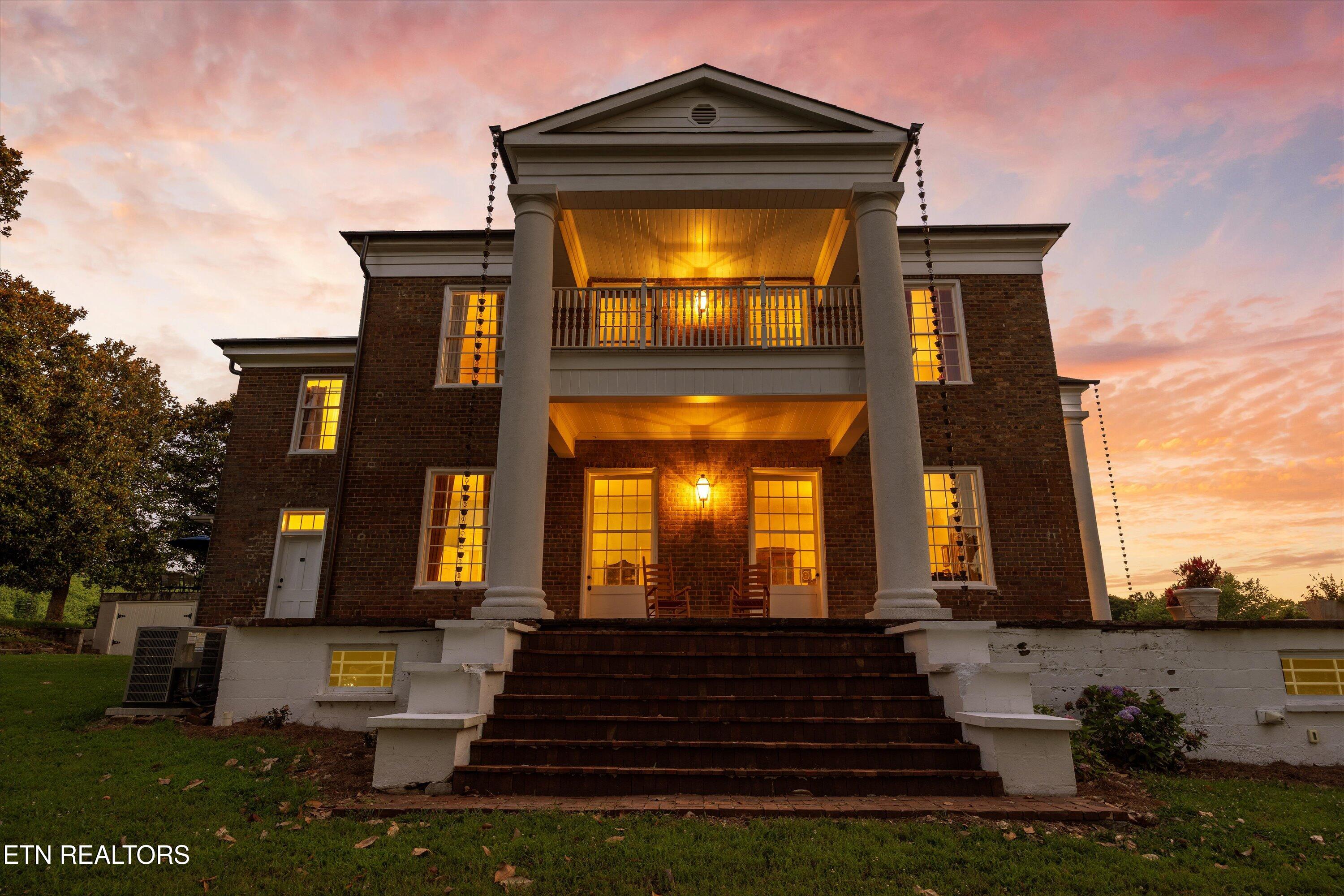 129/131 Elizabeth Athens TN 37303