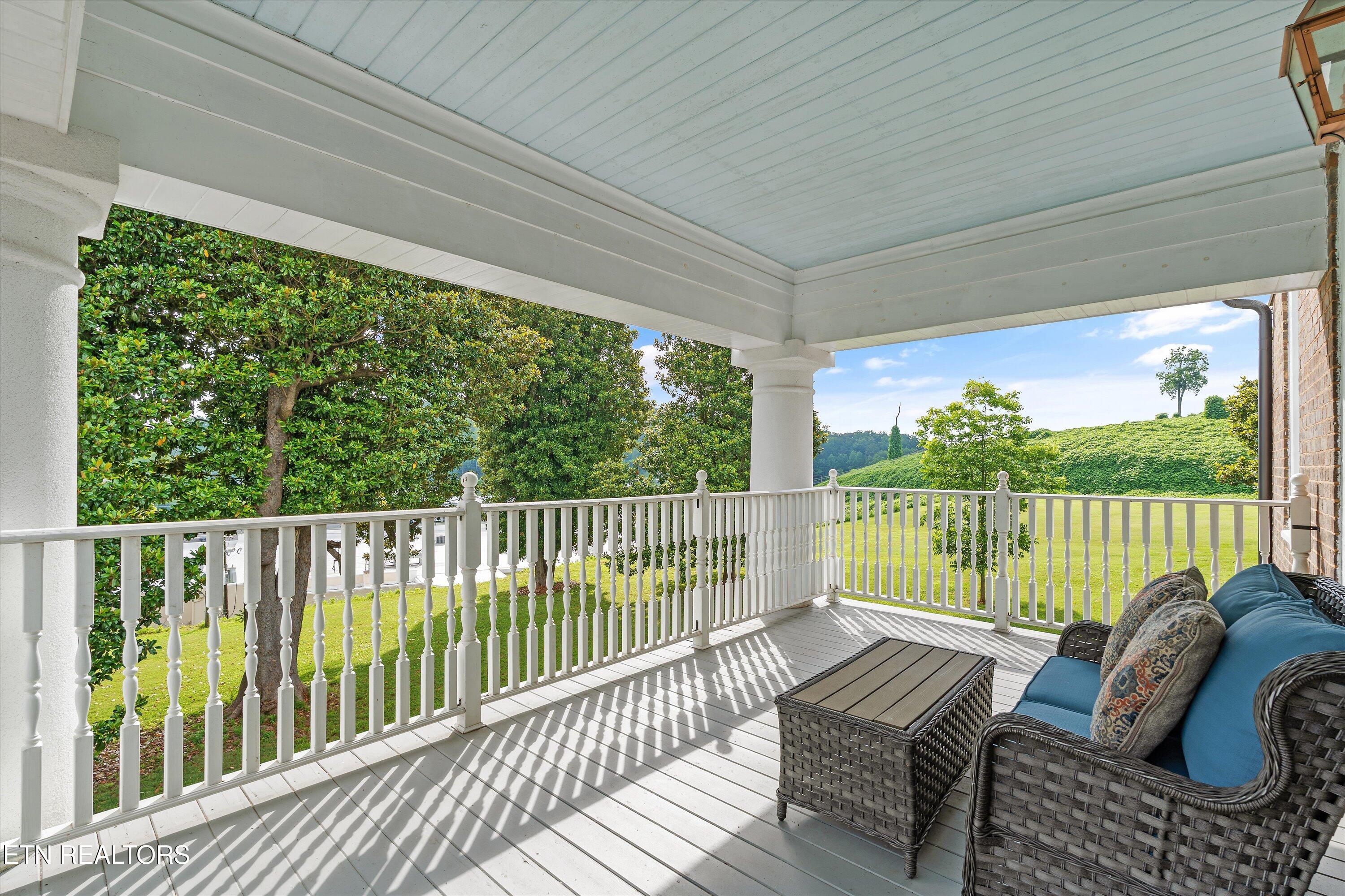 129/131 Elizabeth Athens TN 37303