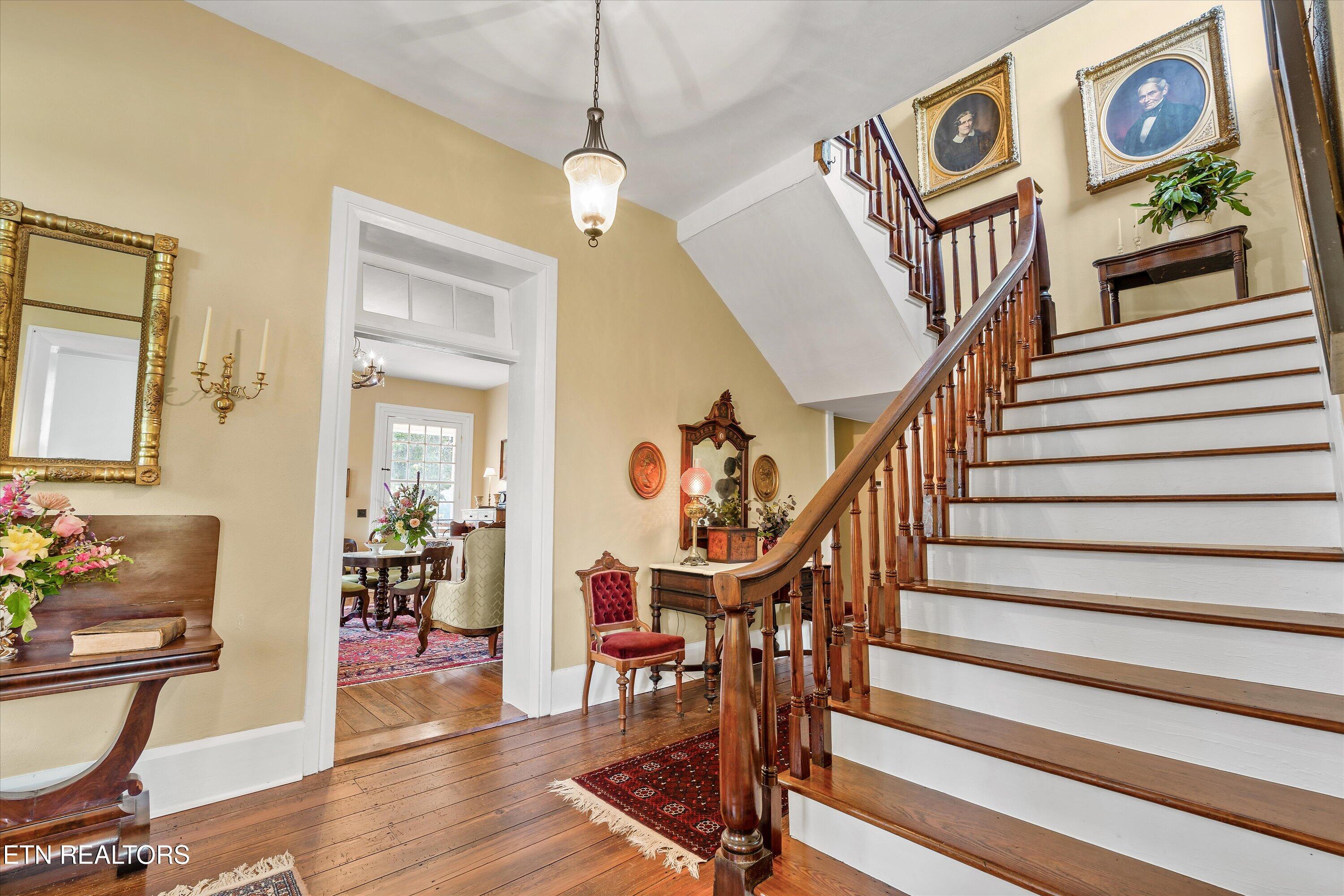 129/131 Elizabeth Athens TN 37303