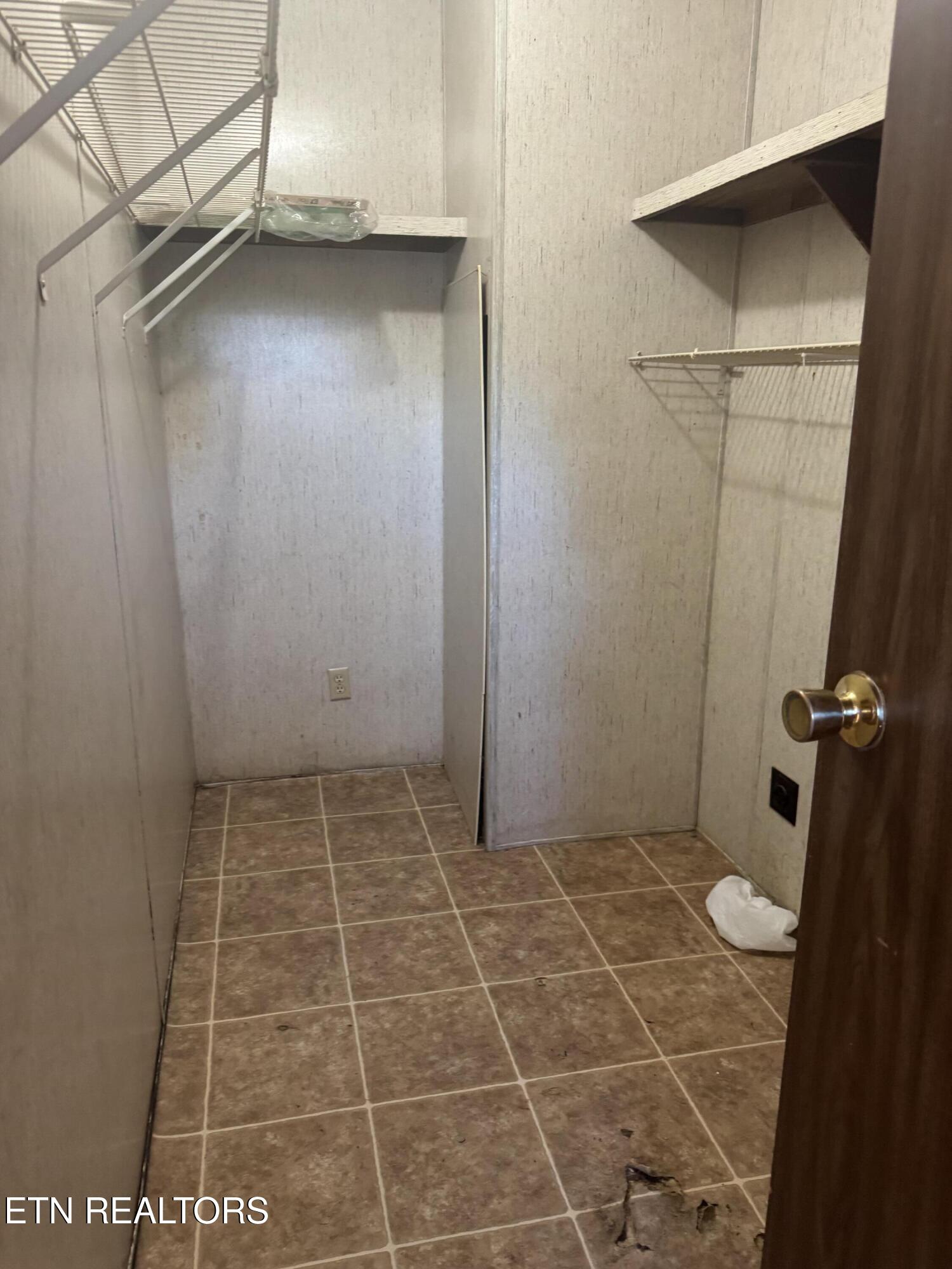 865 Shade Pressnell Road Tazewell TN 37879