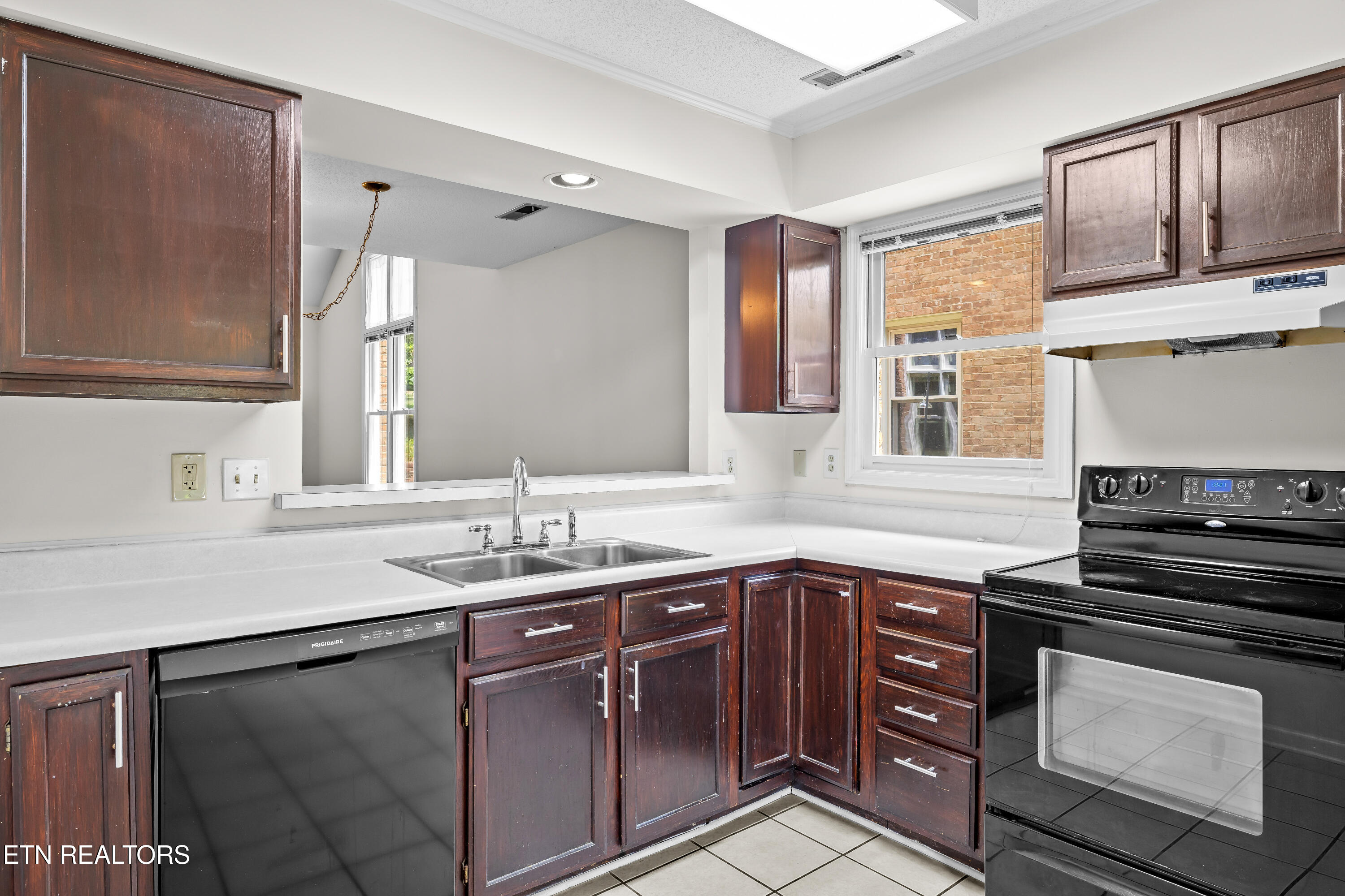 10421 Ravenbrook Lane Knoxville TN 37922