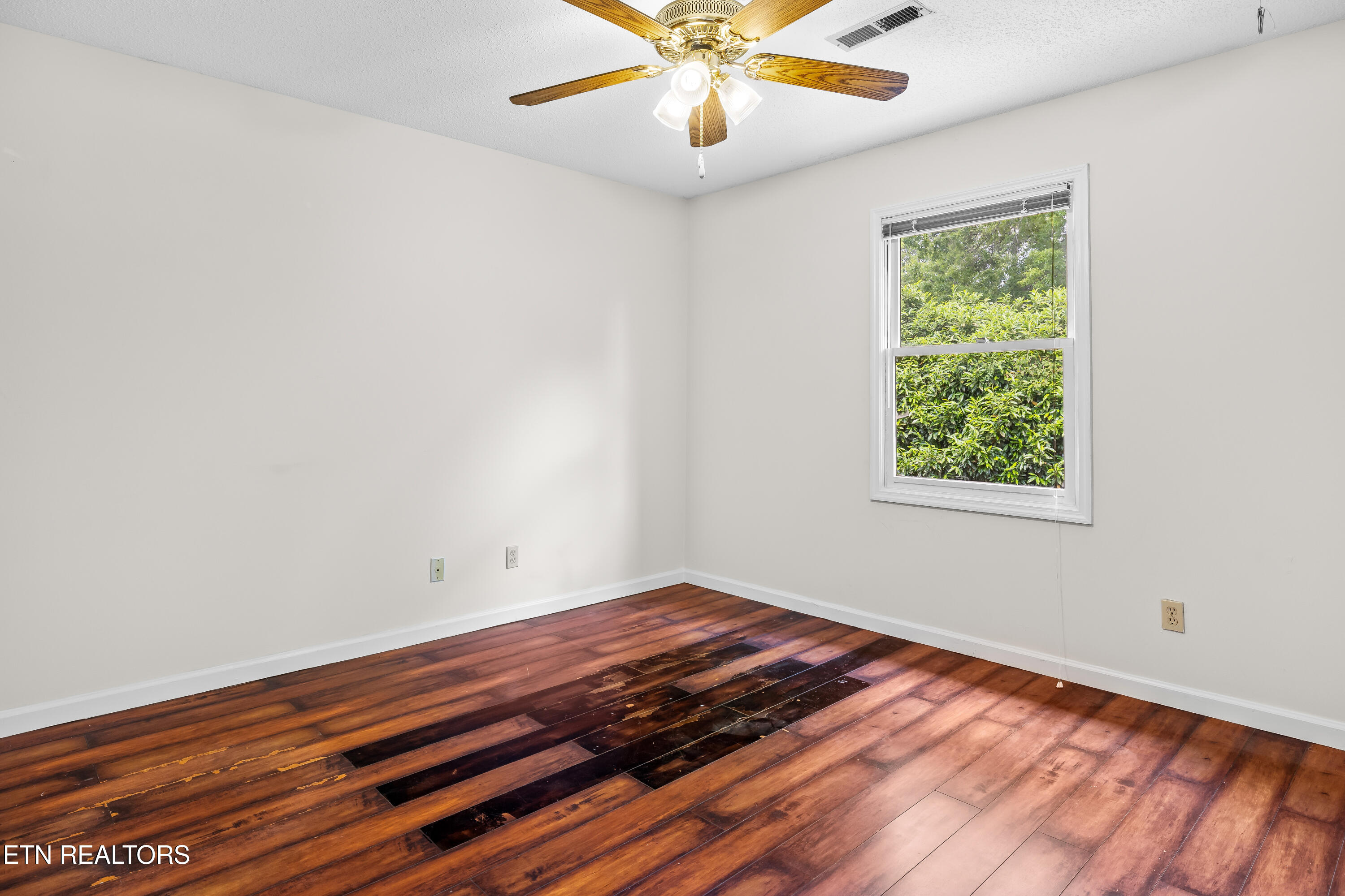 10421 Ravenbrook Lane Knoxville TN 37922