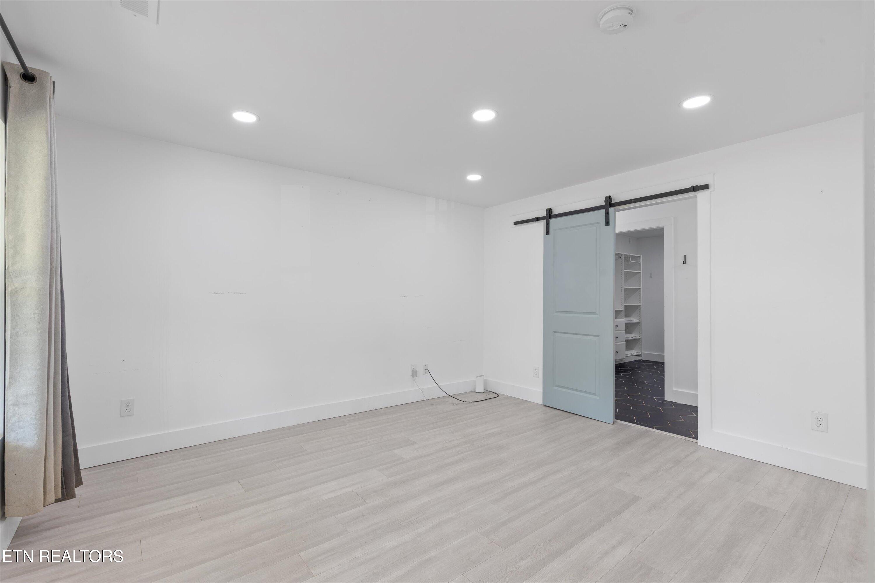 5813 Thorn Grove Pike Knoxville TN 37914