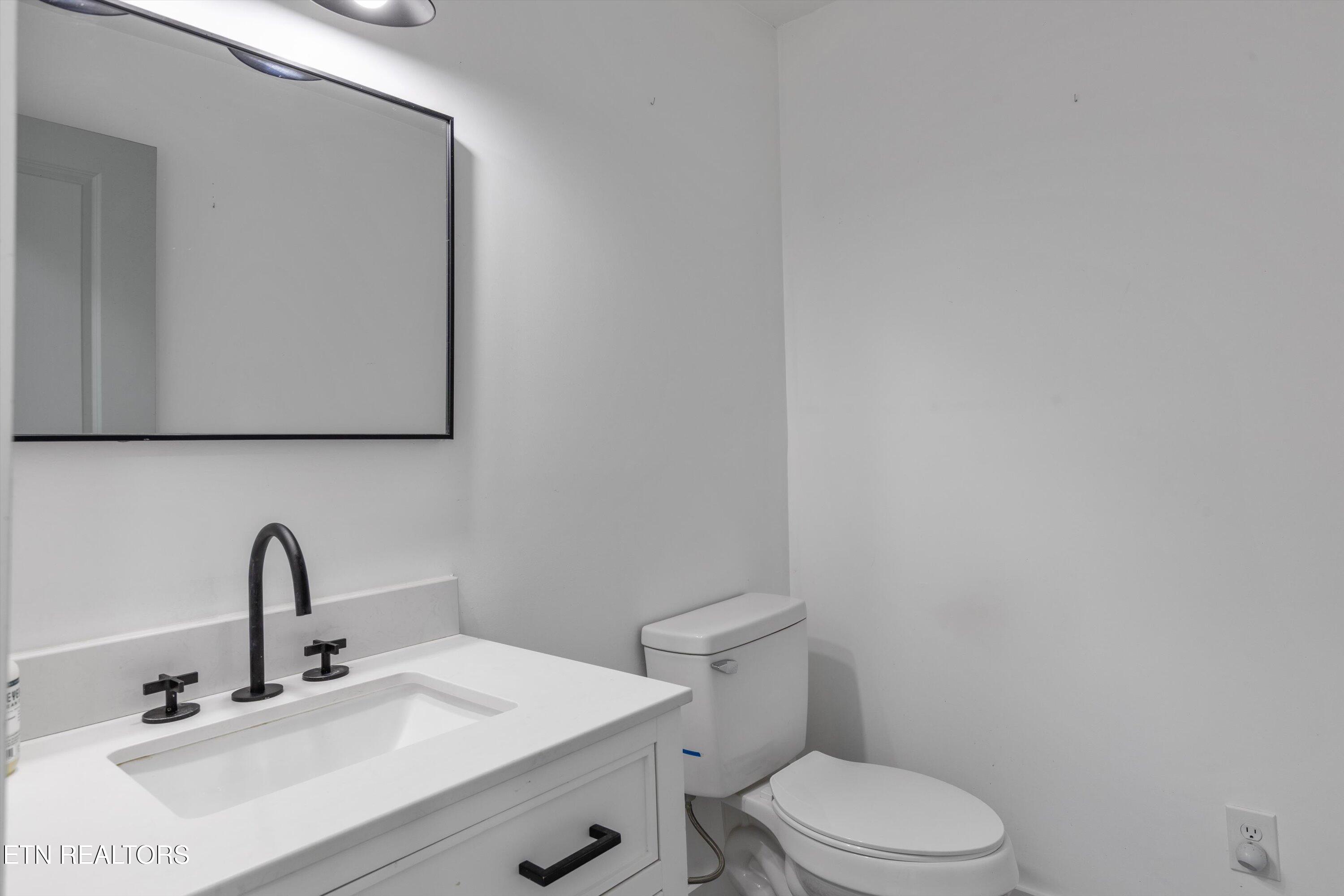 5813 Thorn Grove Pike Knoxville TN 37914