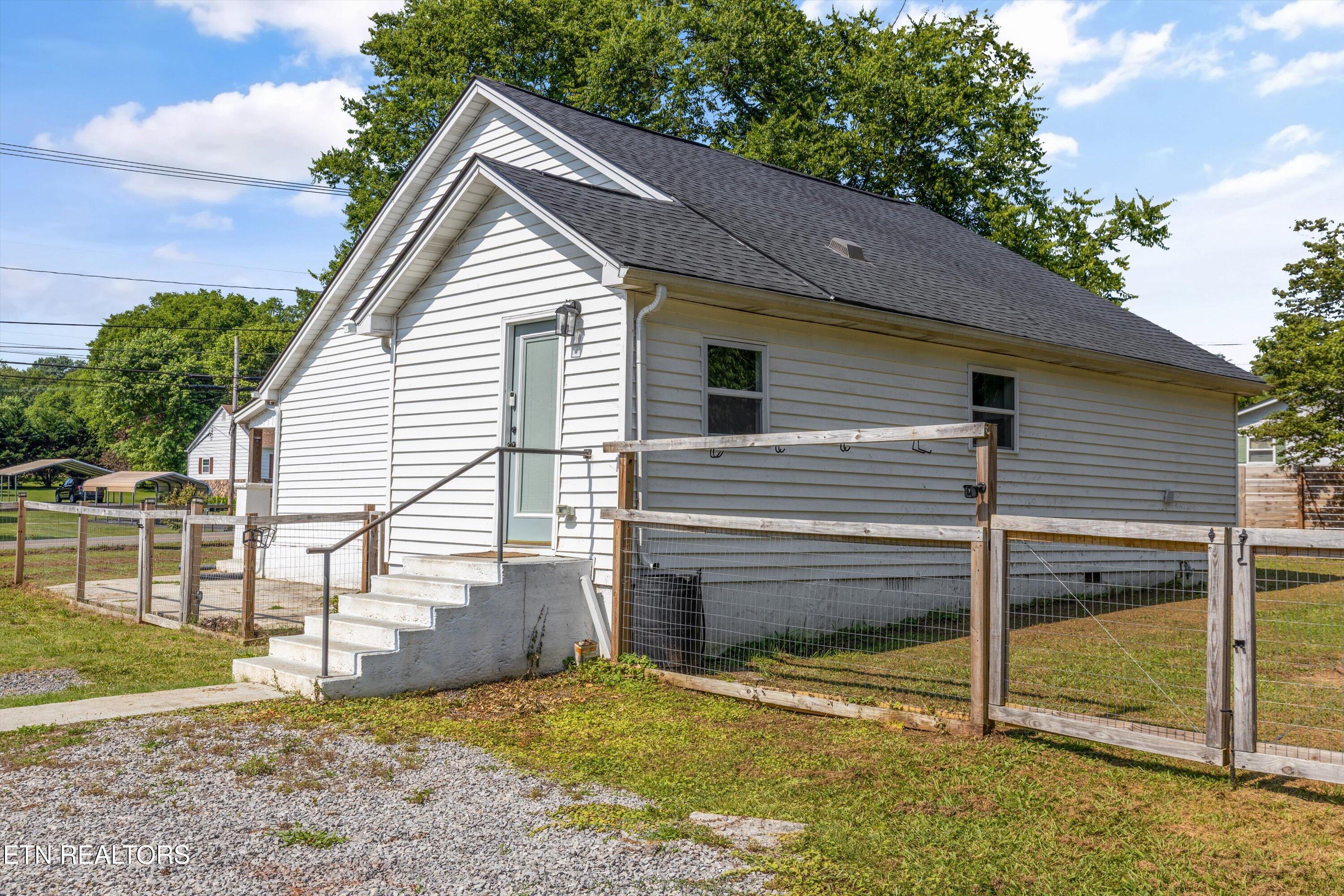 5813 Thorn Grove Pike Knoxville TN 37914