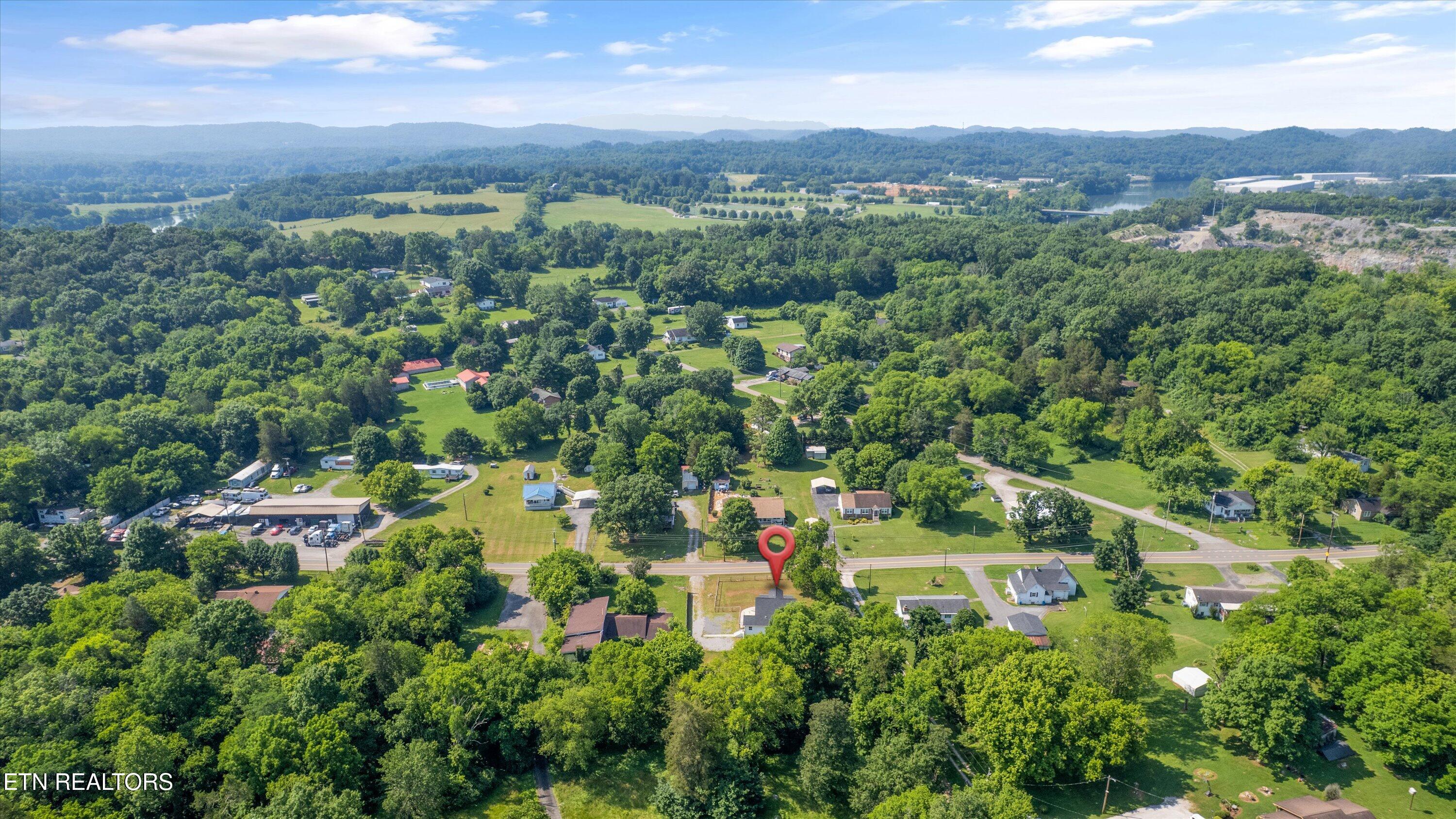 5813 Thorn Grove Pike Knoxville TN 37914